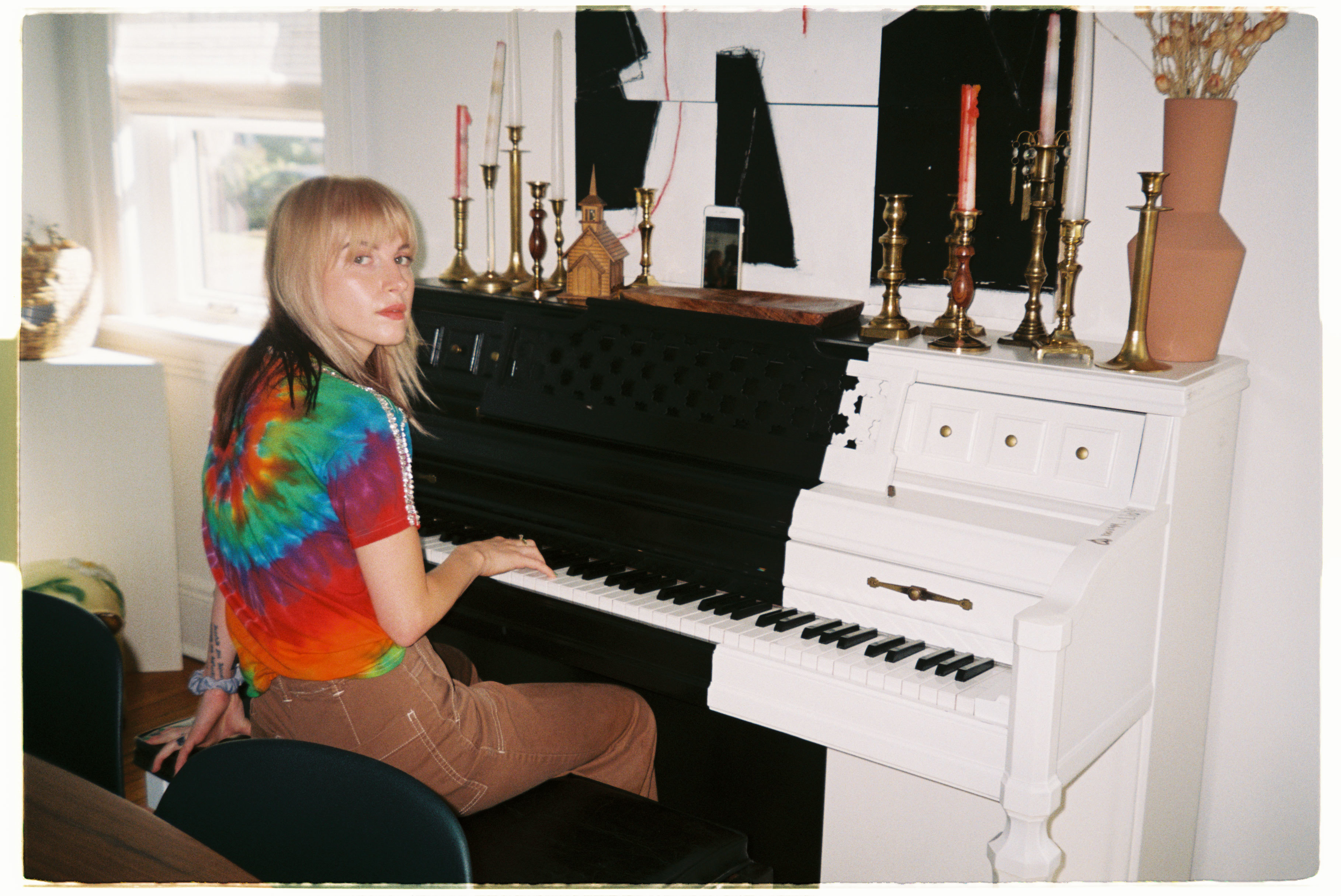 Hayley Williams – Hayley Williams' tattoos Lyrics | Genius Lyrics, image size:3637x2433