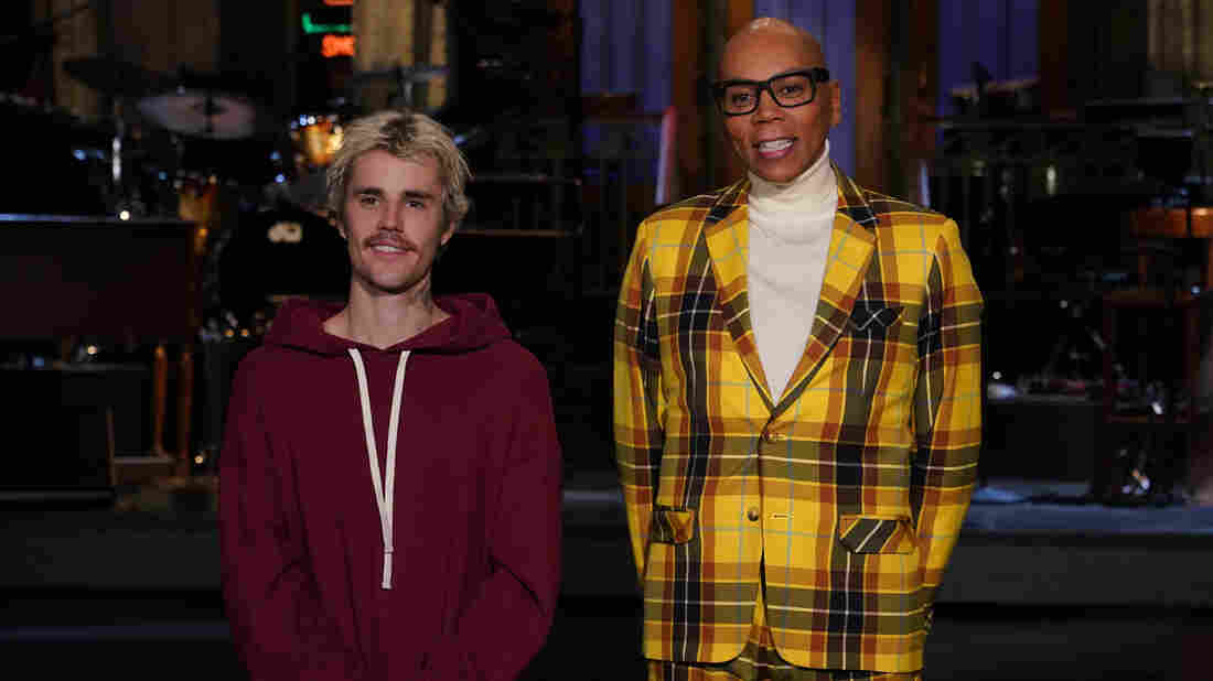 SATURDAY NIGHT LIVE — "RuPaul" Episode 1780 — Pictured: (l-r) Musical guest Justin Bieber and host RuPaul during Promos in Studio 8H on Friday, February 7, 2020 — (Photo by: Rosalind O'Connor/NBC/NBCU Photo Bank via Getty Images)
