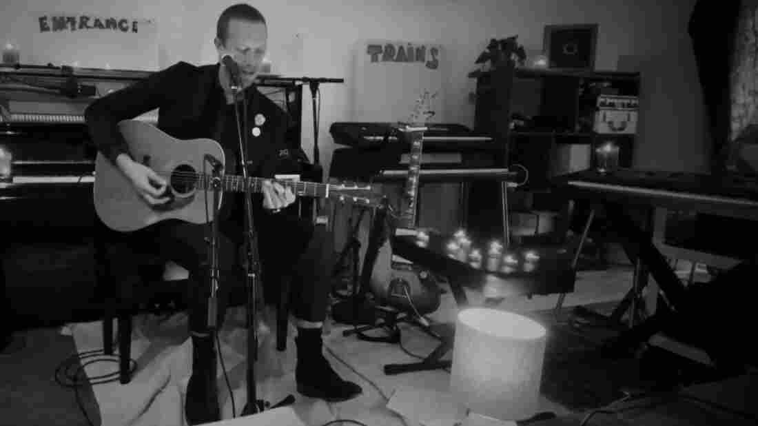 SATURDAY NIGHT LIVE — "Tom Hanks" Episode 1783Q — Pictured in this screengrab: Coldplay's Chris Martin performs on Saturday, April 11, 2020 — (Photo by: NBC/NBCU Photo Bank via Getty Images)