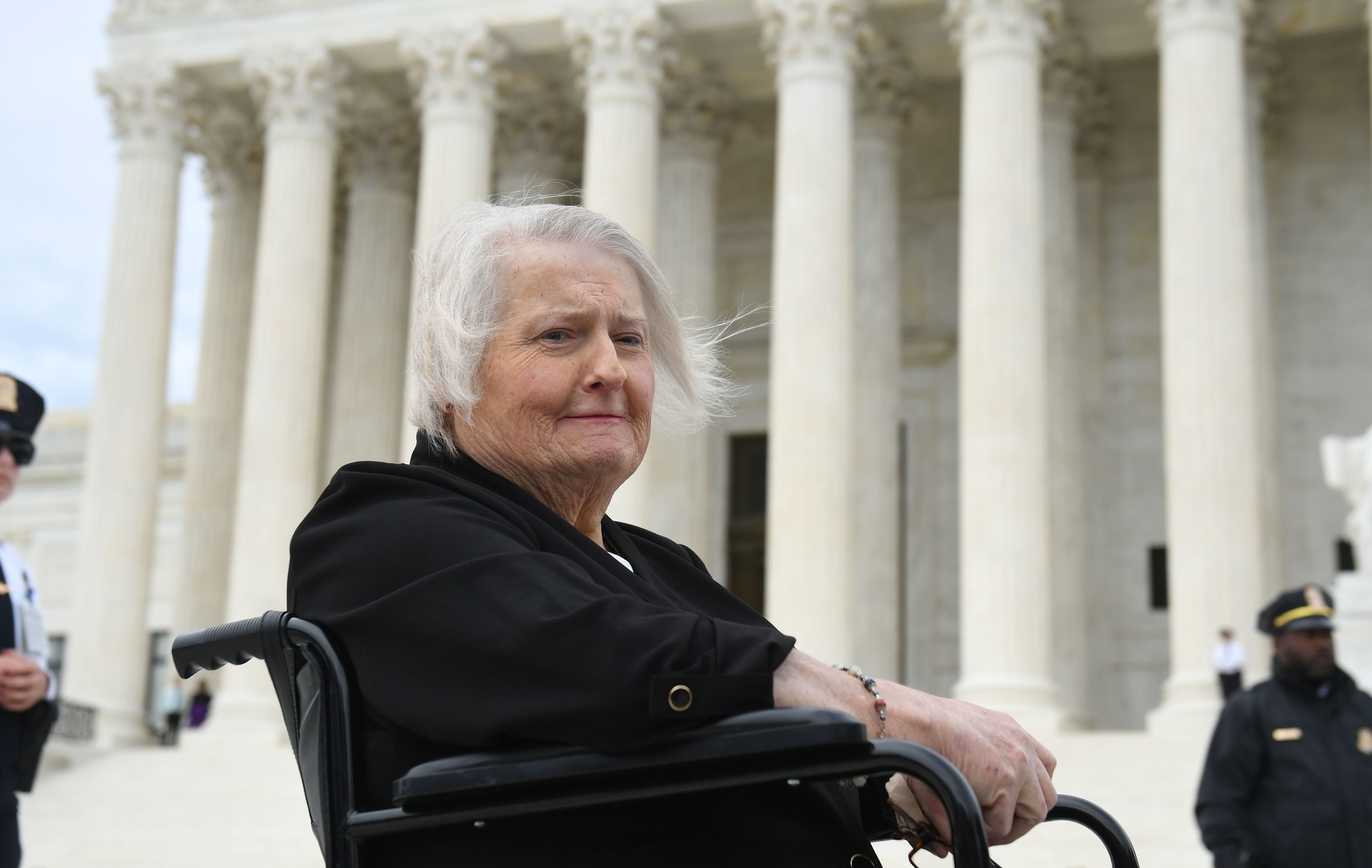 Dissenting opinions in the Supreme Court's same-sex marriage ruling - CBS  News