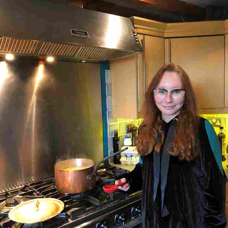 Tori Amos in her kitchen