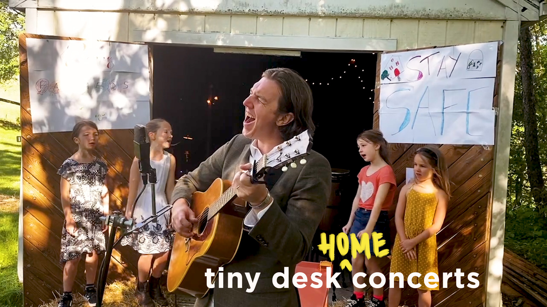 Hamilton Leithauser & Family: Tiny Desk (Home) Concert