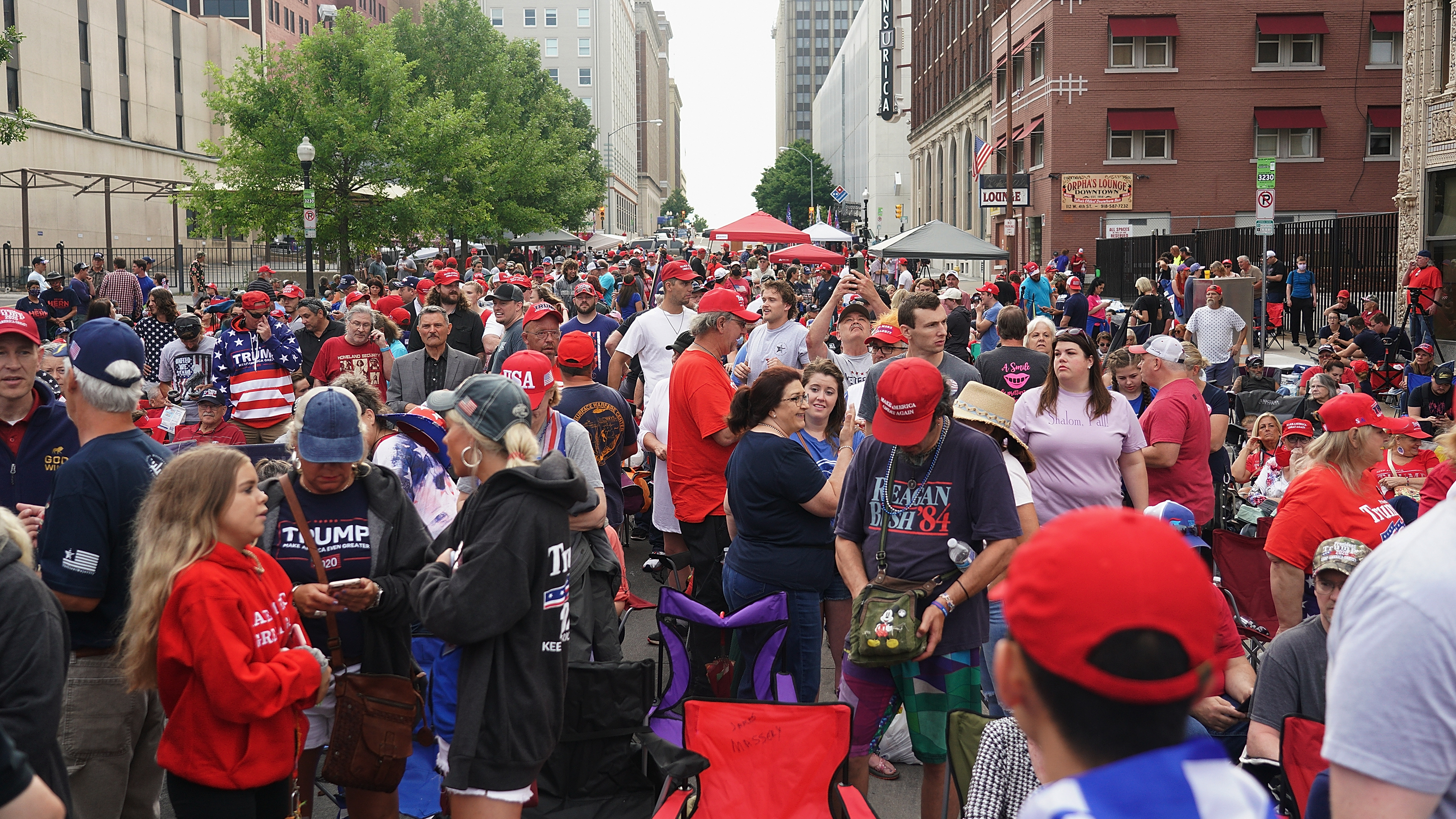 A crowd of supporters wait for a Trump campaign rally on Saturday. This is the first political rally since the start of the coronavirus pandemic. (Getty Images)