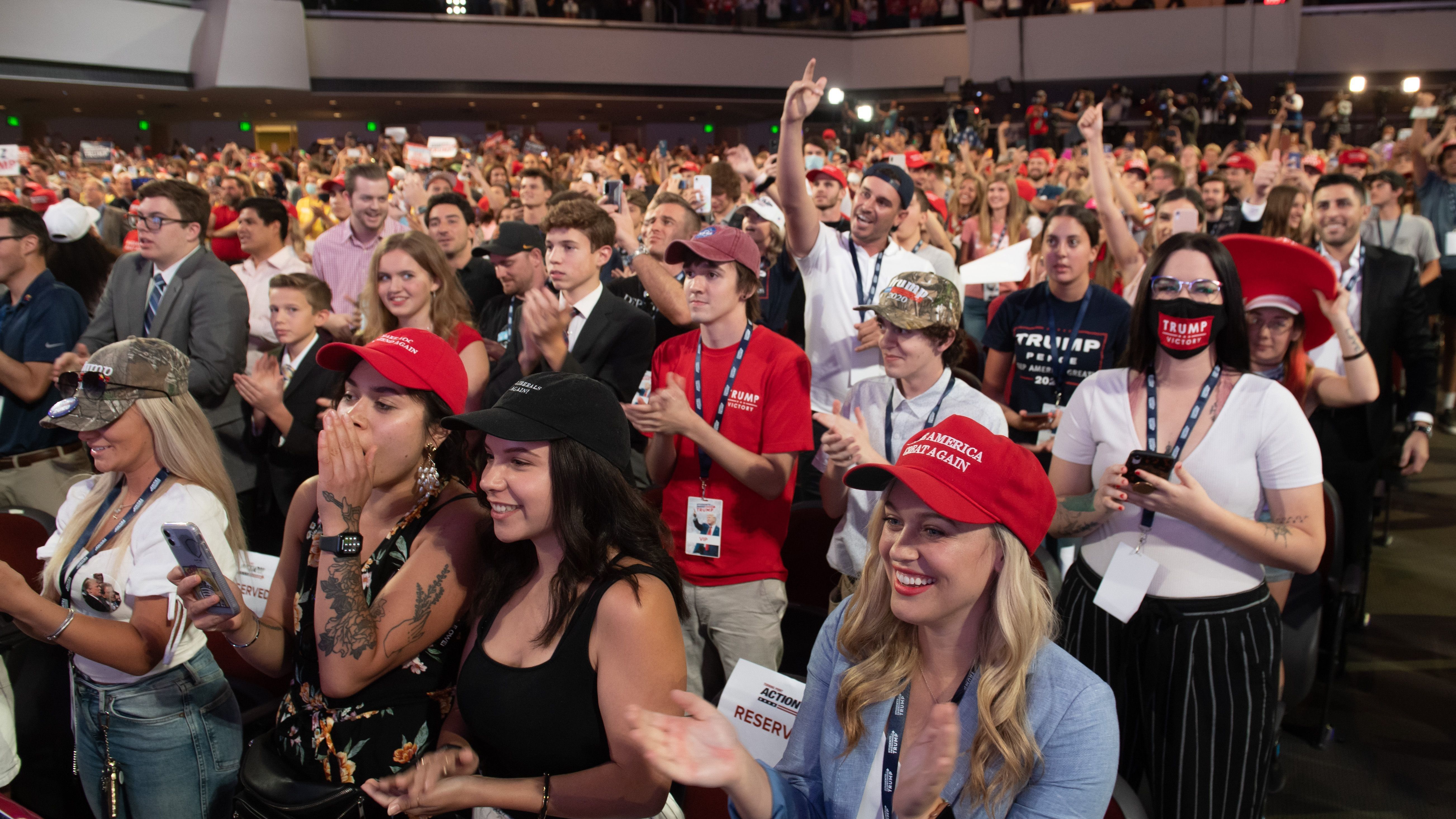 Washington Nationals fans boo Trump campaign ad during World Series watch  party