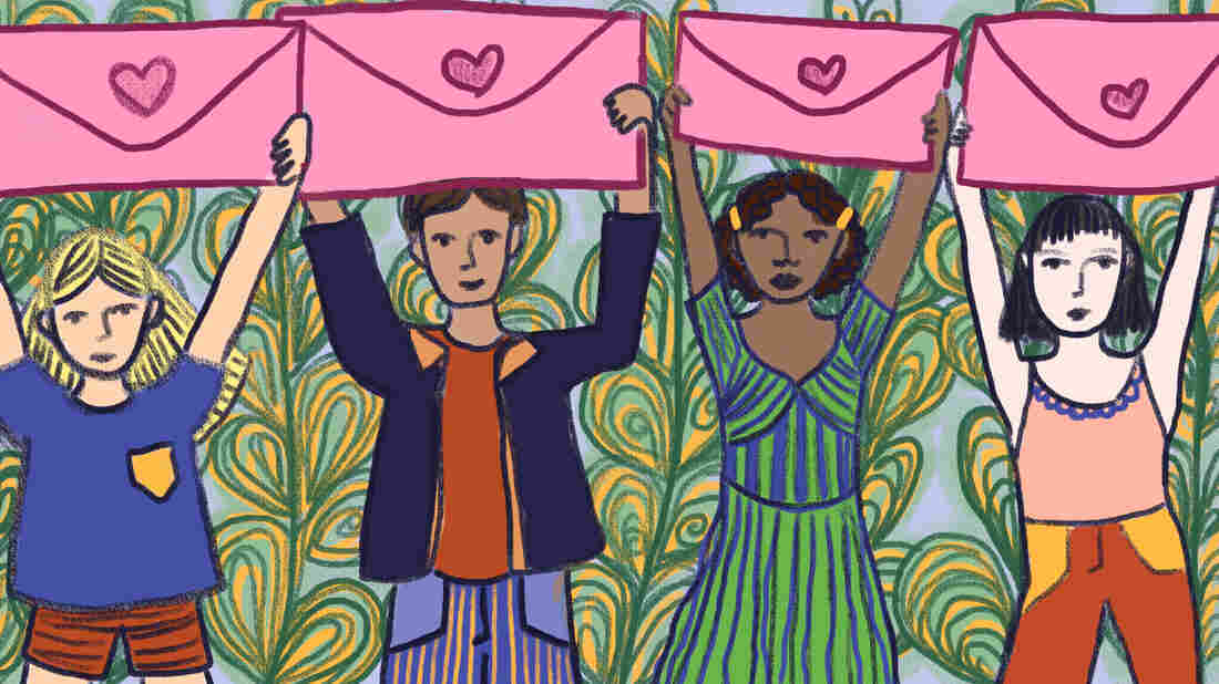 Everyone wants to be happy, and science has some answers. Laurie Santos, the host of The Happiness Lab podcast, shares the science of cultivating gratitude and reframing positive thinking.