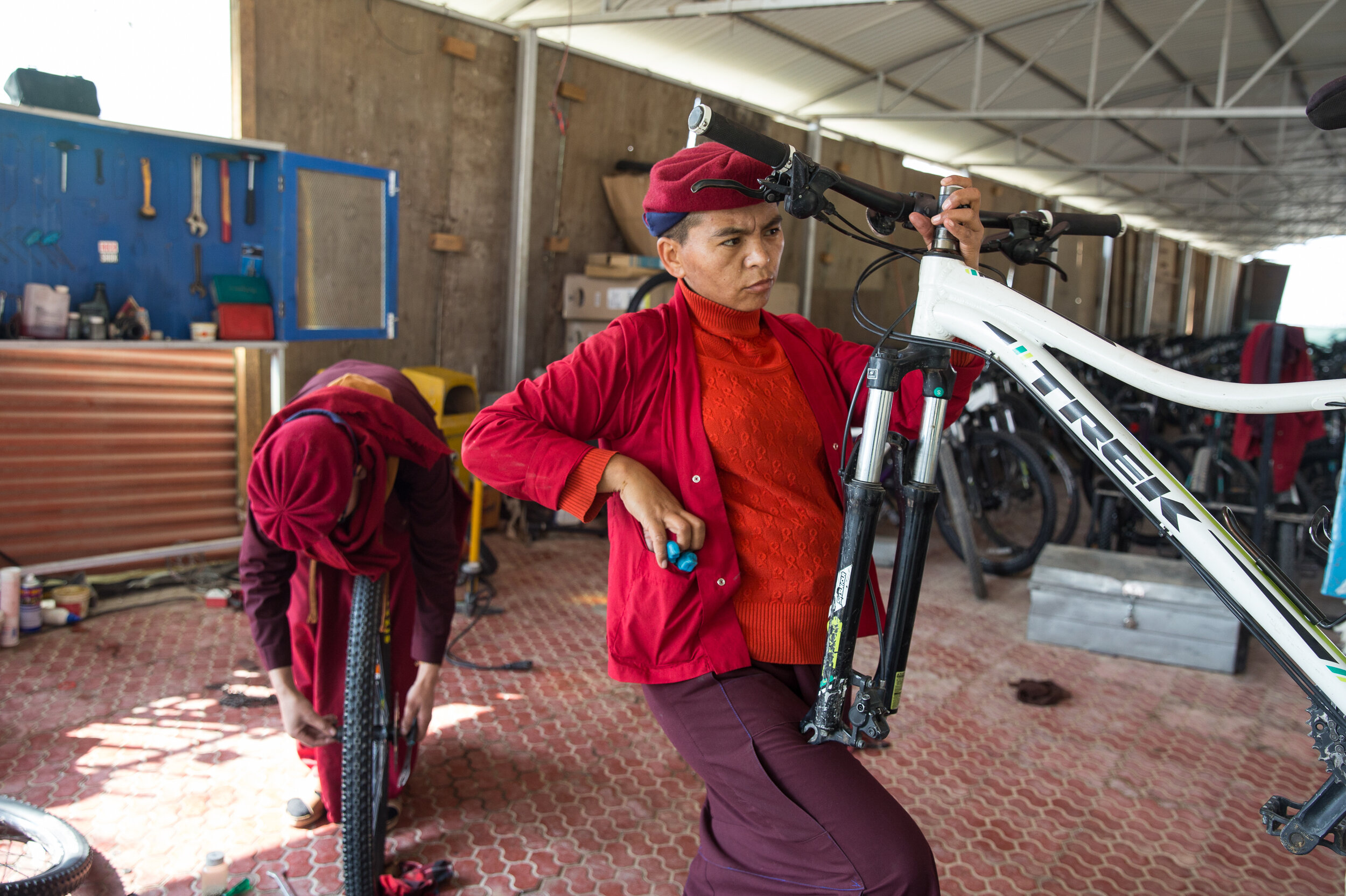 kung-fu-nuns--ktm-uma-bista-082-13_custo