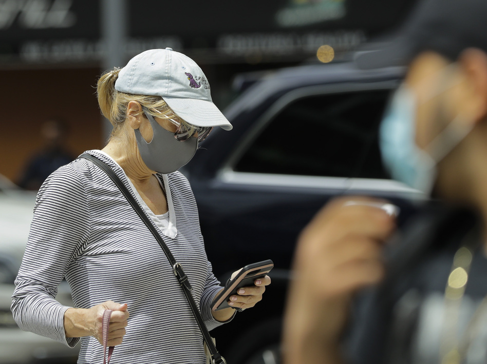 C.D.C. researchers estimate that although a majority of Americans haven't been exposed to the coronavirus, the actual infection rate is roughly 10 times higher. Data released on Tuesday showed the results of analyzed samples from 10 regions, including the New York City area. (Frank Franklin II/AP)