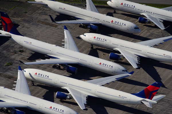 Delta CEO: Airline's pandemic strategy is 'putting people over profits