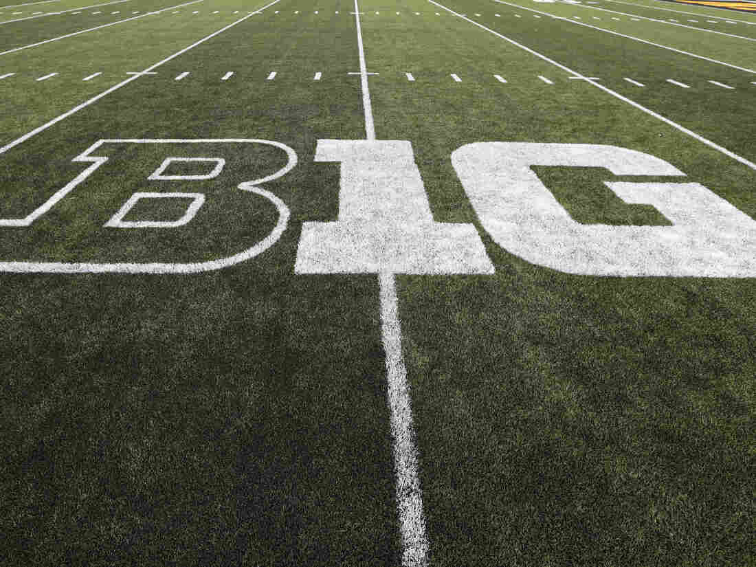 The Big Ten Postpones Football, Other Fall Sports Over Coronavirus Concerns 1 ap 20218586813096 e1e0f4879c8dd8a53988d1eae28734b663e2a1ef s1100 c15