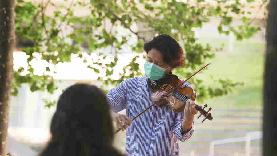 During A Lonely New York Summer, Lincoln Center Brings Music To Essential Workers