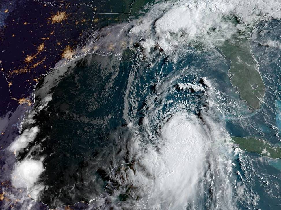 Hurricane Laura forecast to hit Gulf Coast as Category 4 hurricane