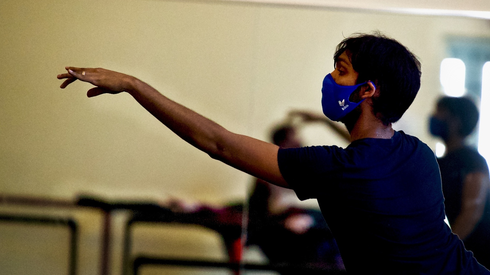 Louisville Ballet dancer Sanjay Saverimuttu takes a socially distanced class at the ballet on Aug. 20, 2020.