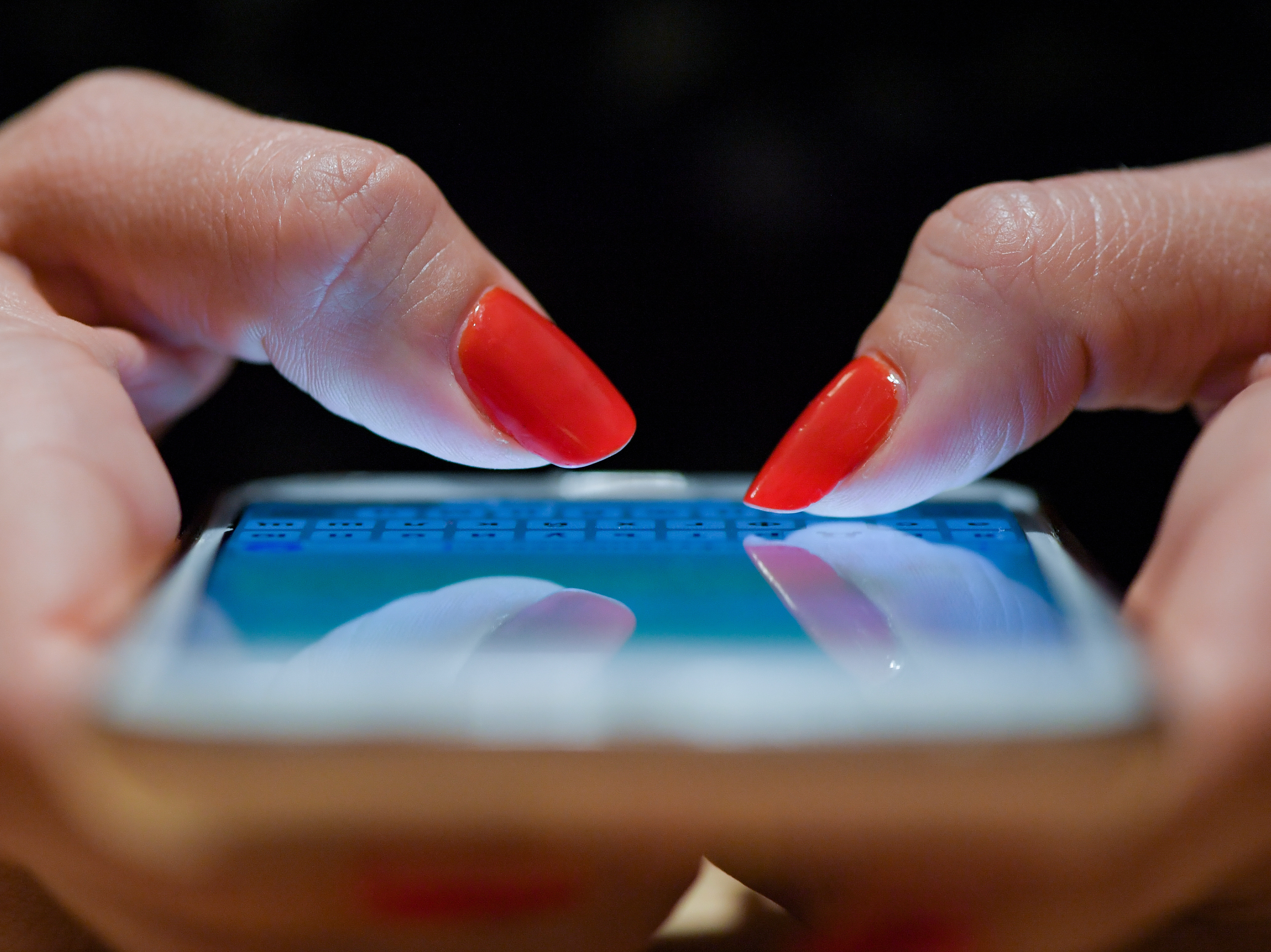 Are Your Texts Passive-Aggressive? The Answer May Lie In Your Punctuation