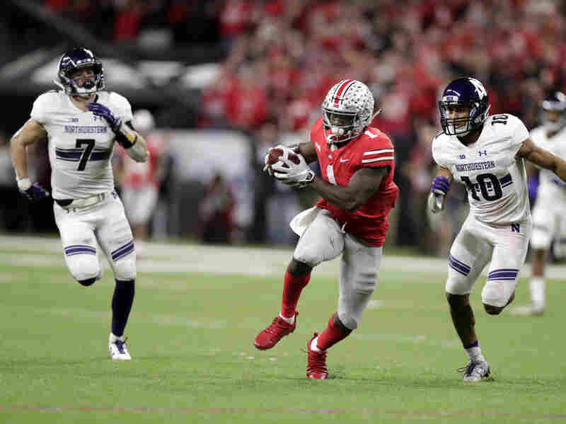 Big Ten Reverses Decision, Will Start Football Season In October 1 ap 18336180963536 d5a23ea239d110a66af2a43303c9b5c7aa76abb5 s800 c15