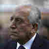 Khalilzad: 'A Moment For The Afghan Leaders Not To Repeat The Mistakes Of The Past'