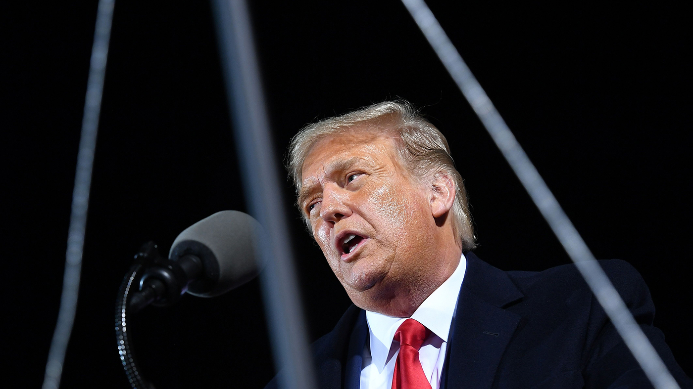 Trump Receives Experimental Dr...