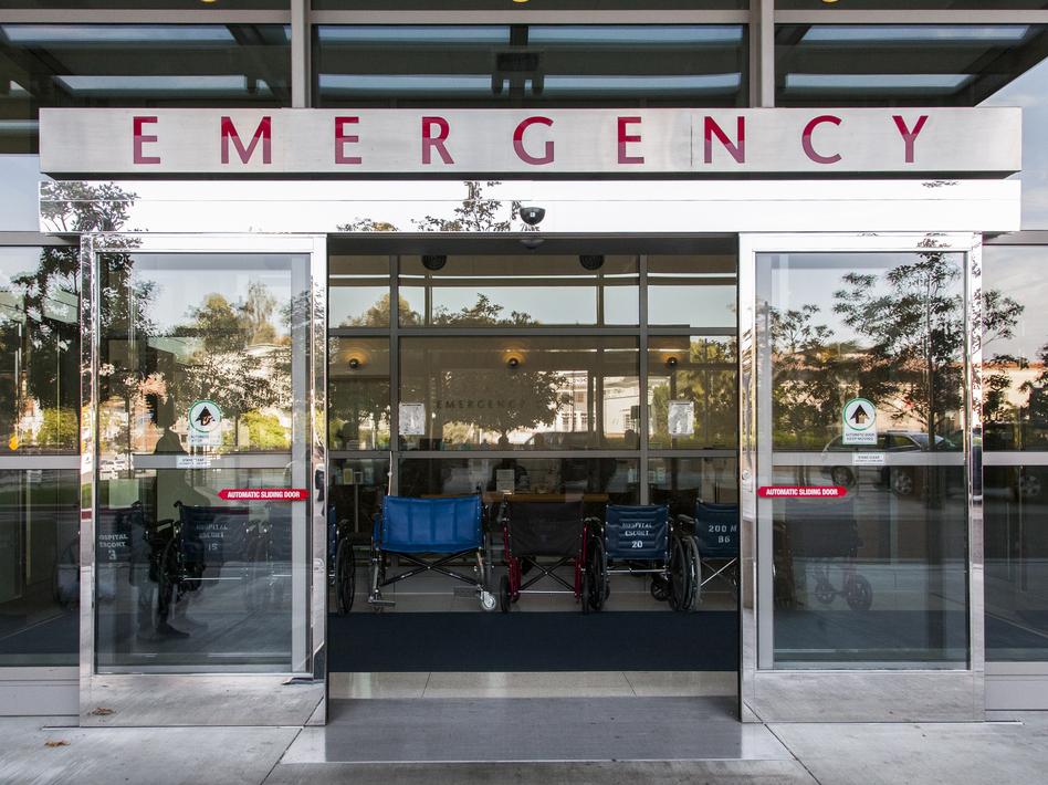 The federal government is starting to enforce new COVID-19 data reporting requirements for hospitals. (Studio 642/Getty Images/Tetra images RF)