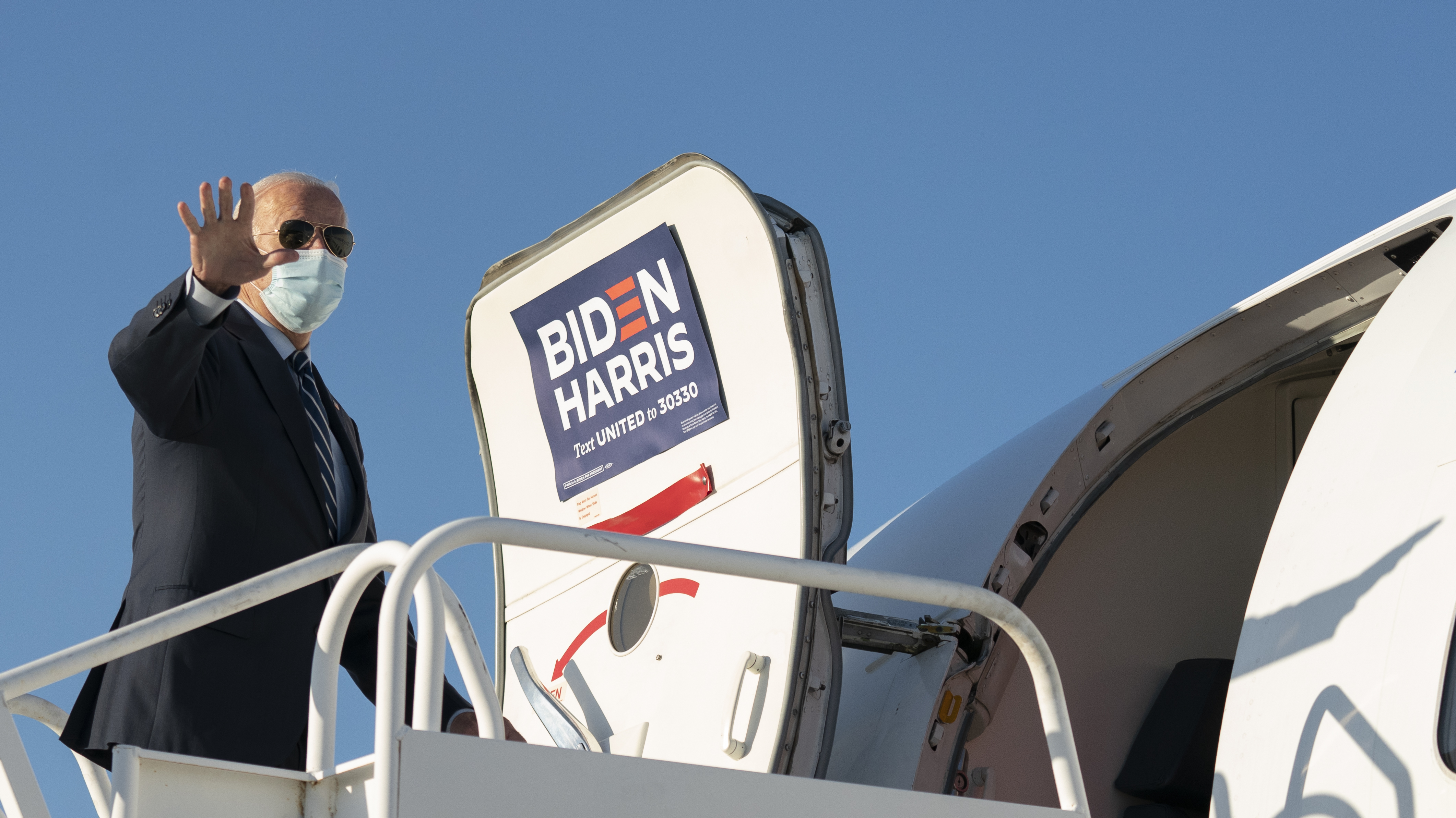 when does the supreme court convene