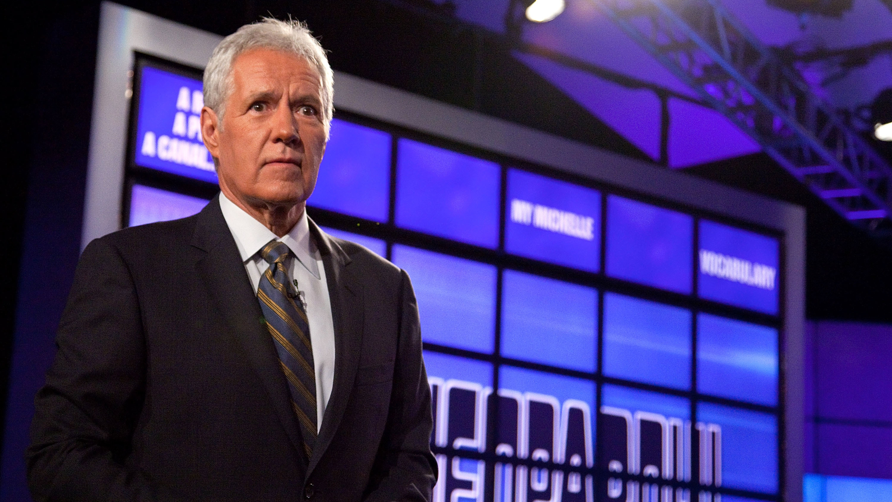 <em>Jeopardy!</em> host Alex Trebek at a press conference on January 13, 2011. (Getty Images)
