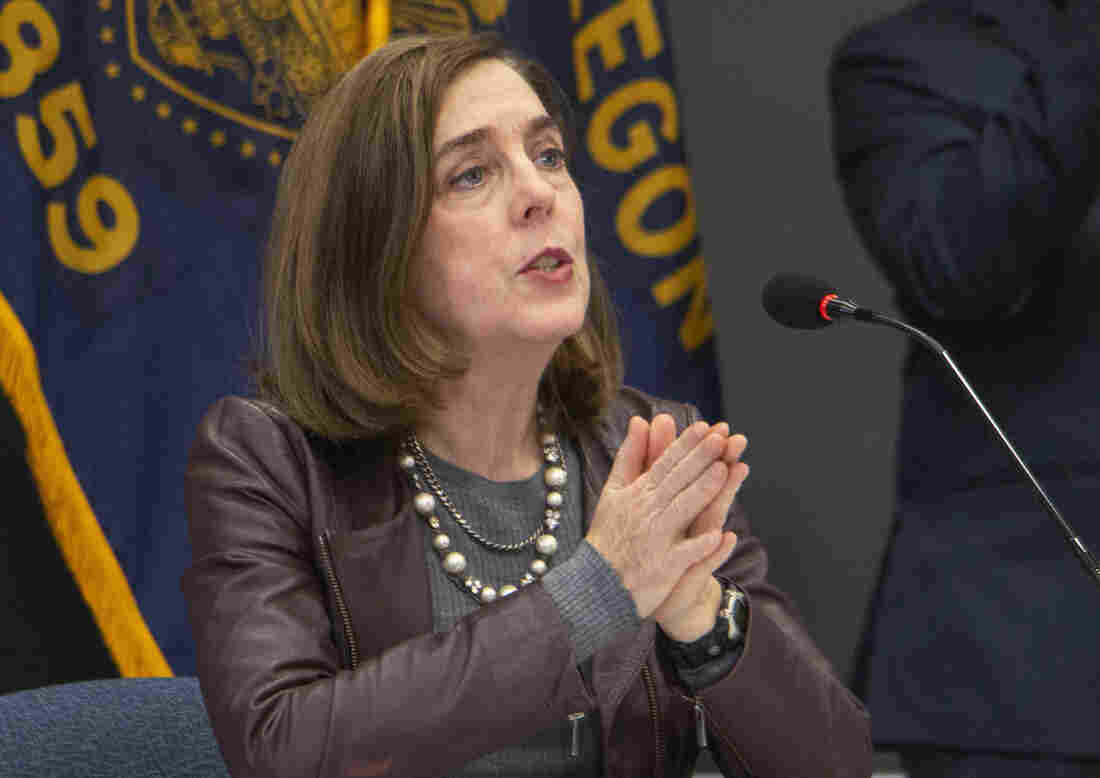 Oregon Governor: Mitch McConnell Should 'Get Off His Duff' And Deliver Relief Funds 1 ap 20316112284611 custom 541a471906086d079e6a0d9740b008938bca095a s1100 c15