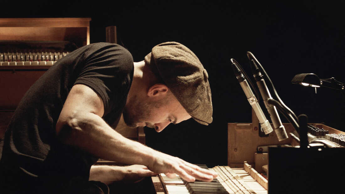 'Tripping With Nils Frahm': 4 Sweaty Berlin Nights Captured Onscreen