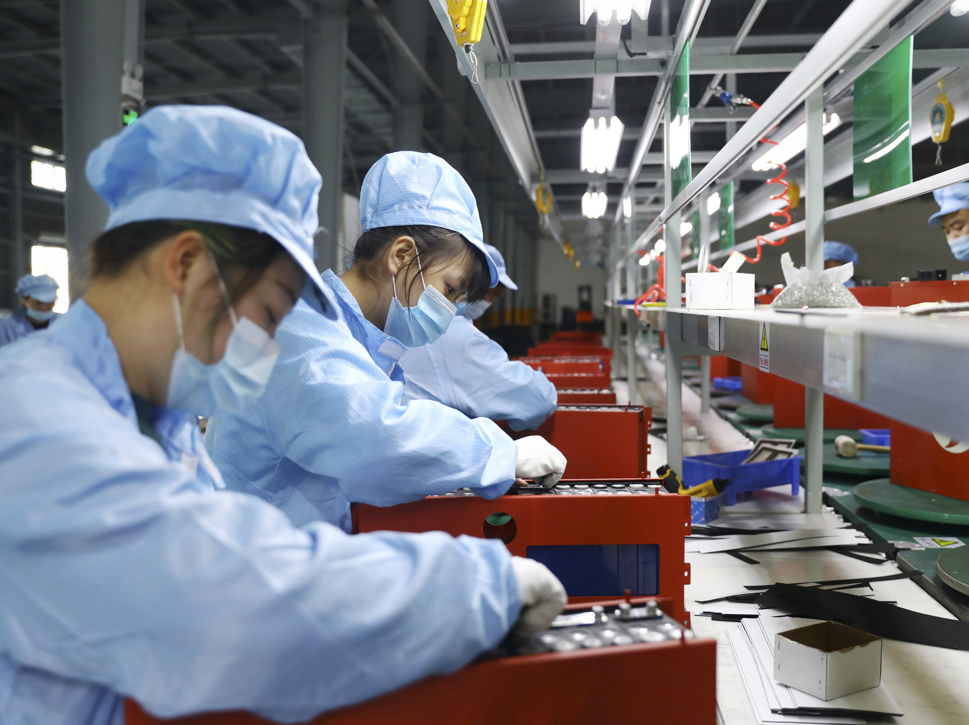 China posts record month for trade thanks to homebound, bored Americans