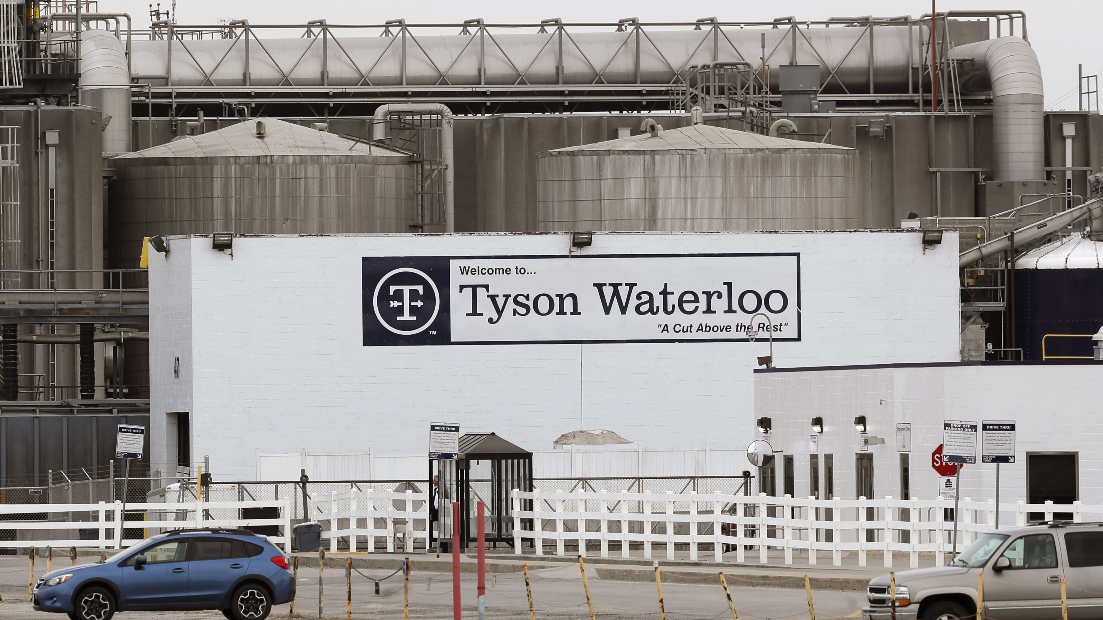 Tyson Foods Fires 7 Plant Managers Over Betting Ring On Workers Getting Covid 19 Coronavirus Updates Npr
