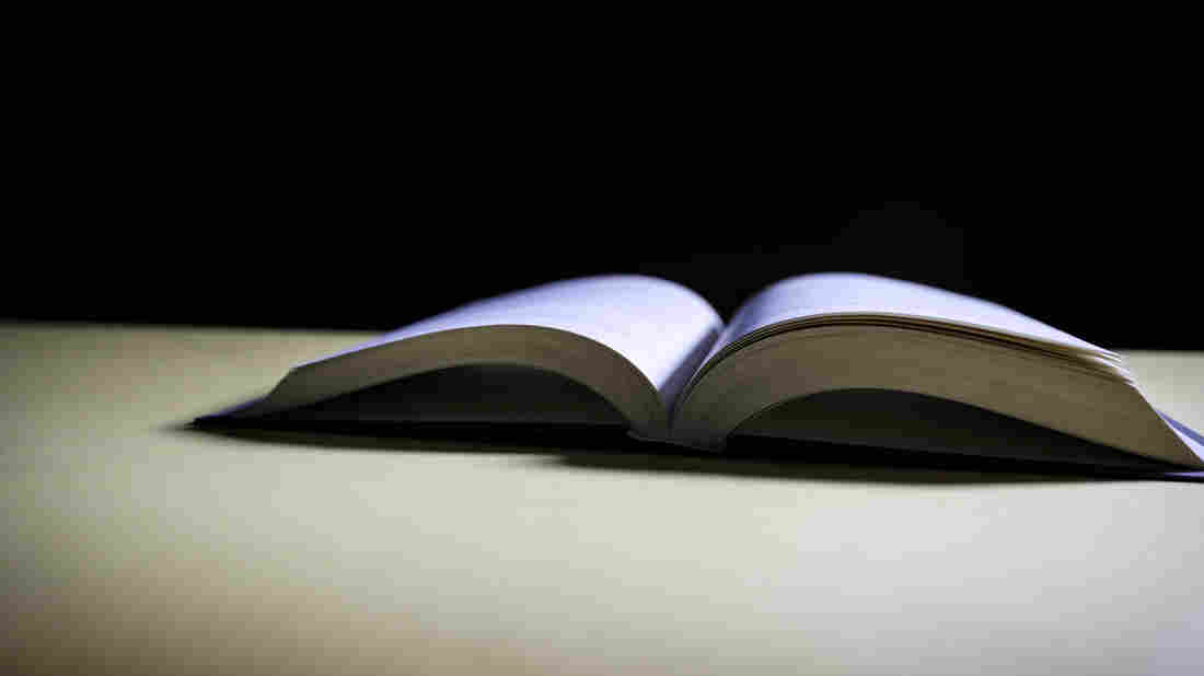Books photograph.