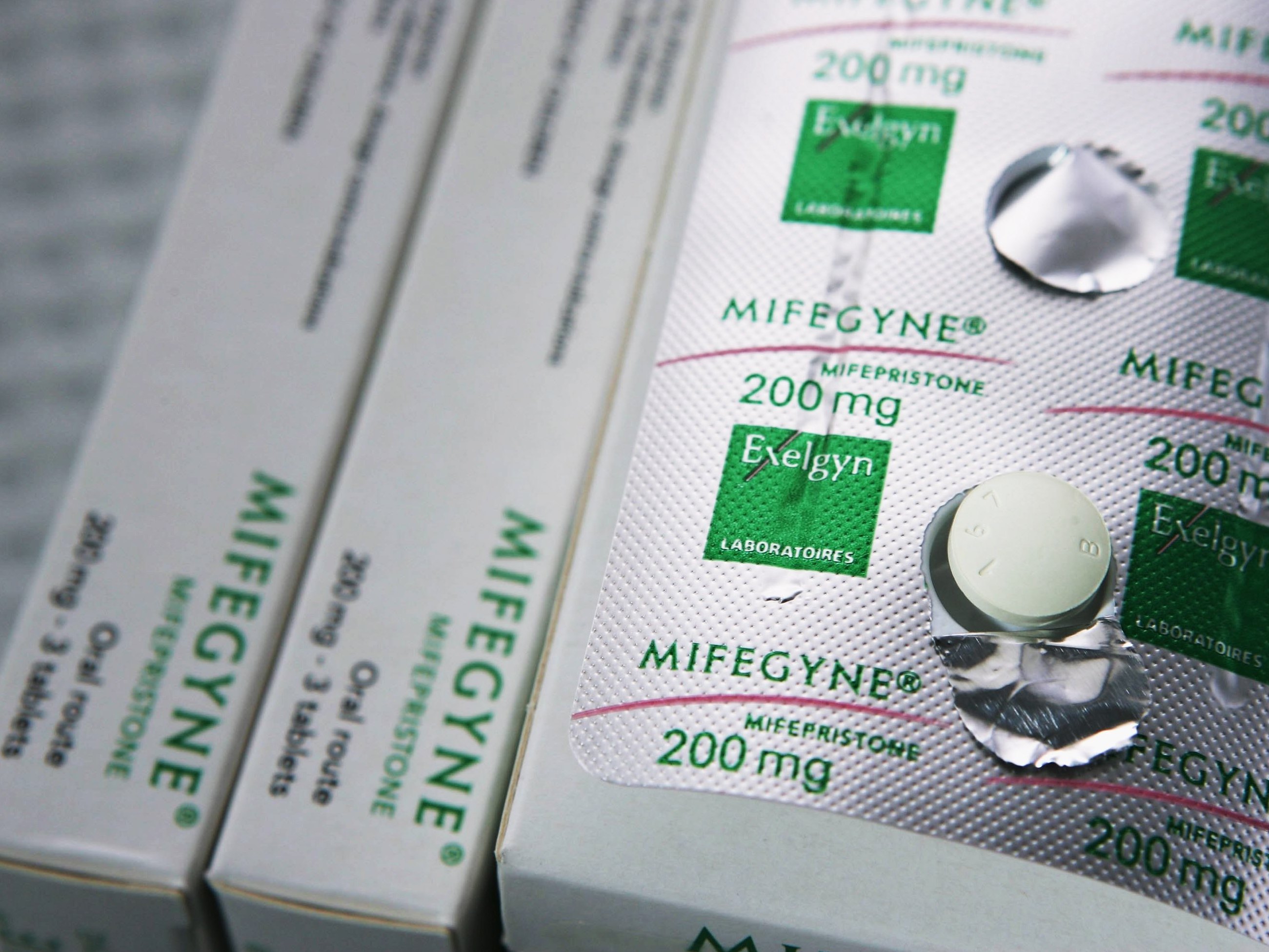 A U.S. Supreme Court's decision on Tuesday reinstates a requirement for patients to pick up the abortion drug mifepristone in person at a hospital or doctor's office, regardless of the COVID-19 pandemic. (Getty Images)