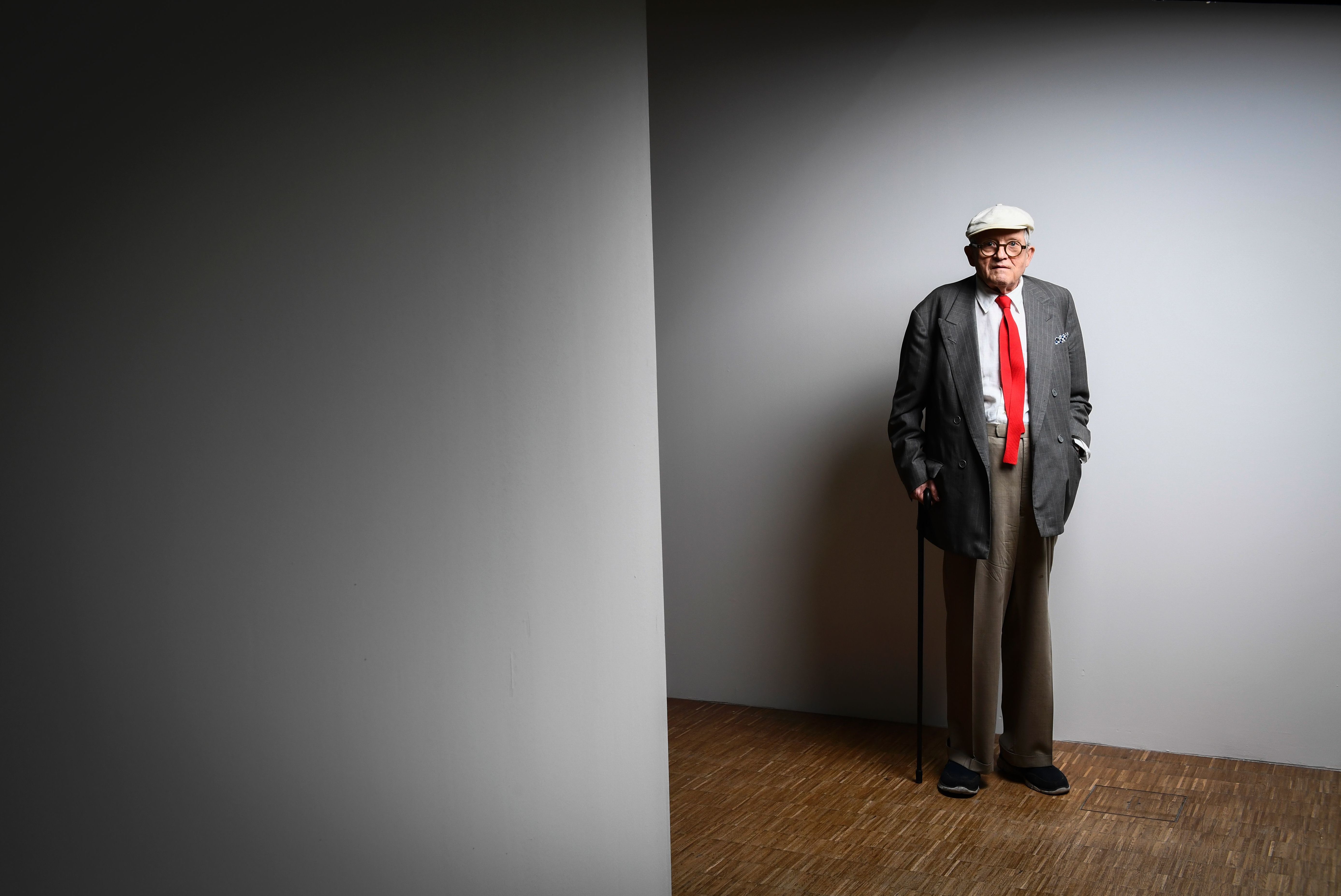 David Hockney, one of the most influential artists of the 20th century, dies at 88 3 Hockney poses at the Pompidou Centre in Paris, on June 16, 2017.