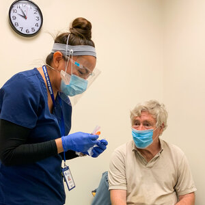 Vaccinating Homeless Patients Against COVID-19: 'All Bets Are Off'