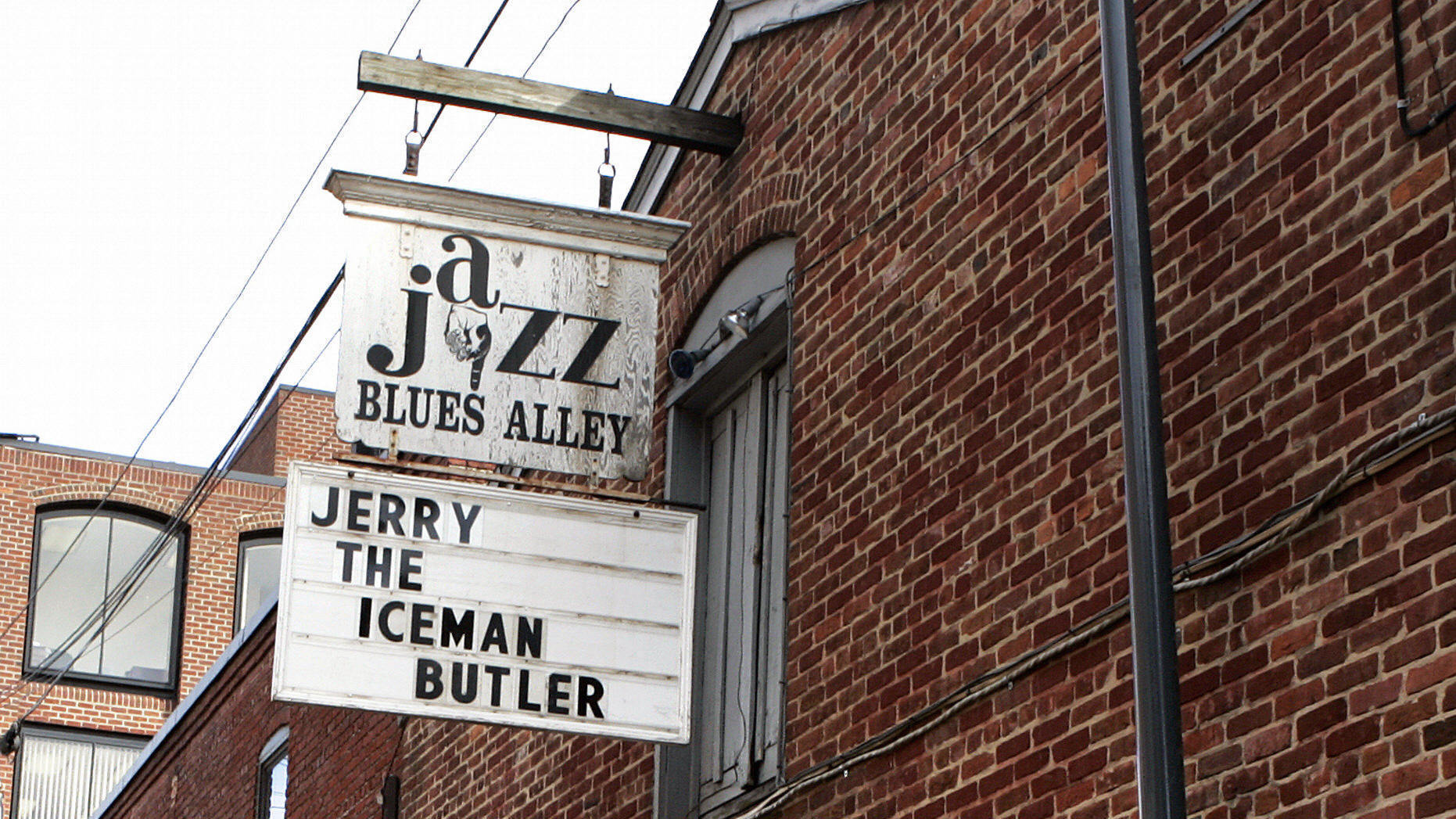 Blues Alley Jazz in Washington, D.C., is livestreaming its performances, one of many clubs affected by the pandemic. Beloved jazz clubs in New York, Denver and New Orleans have closed.