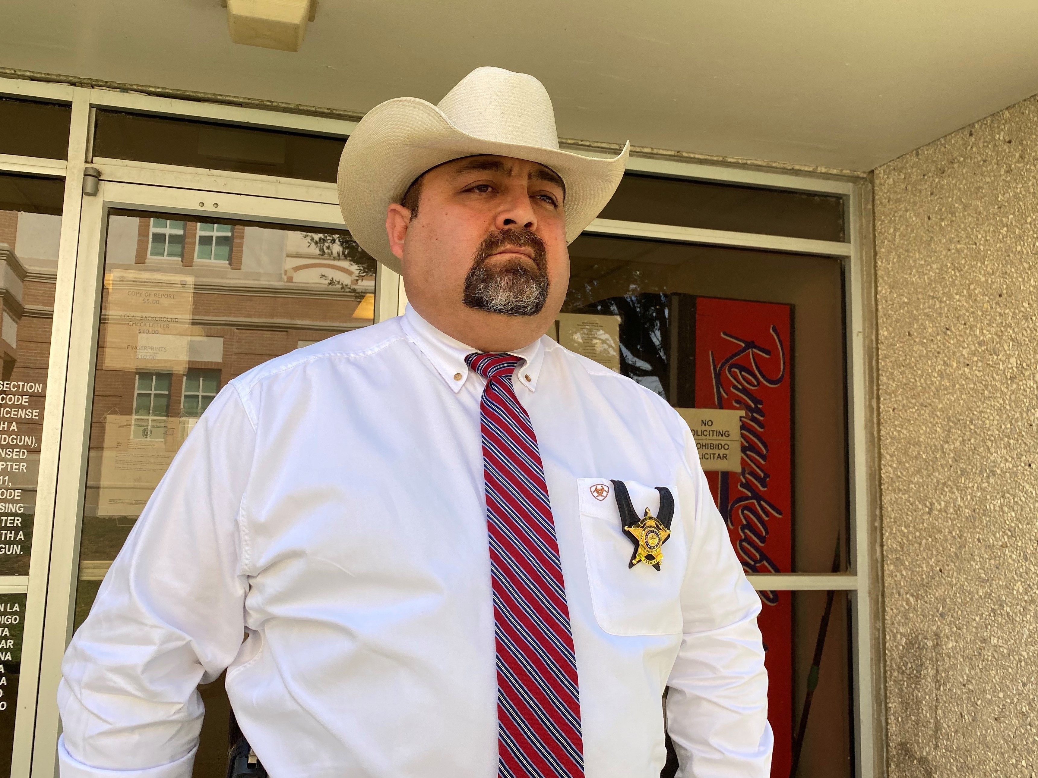 Human Smugglers Bypass Border Patrol, Bedeviling Sheriffs And Ranchers In South Texas