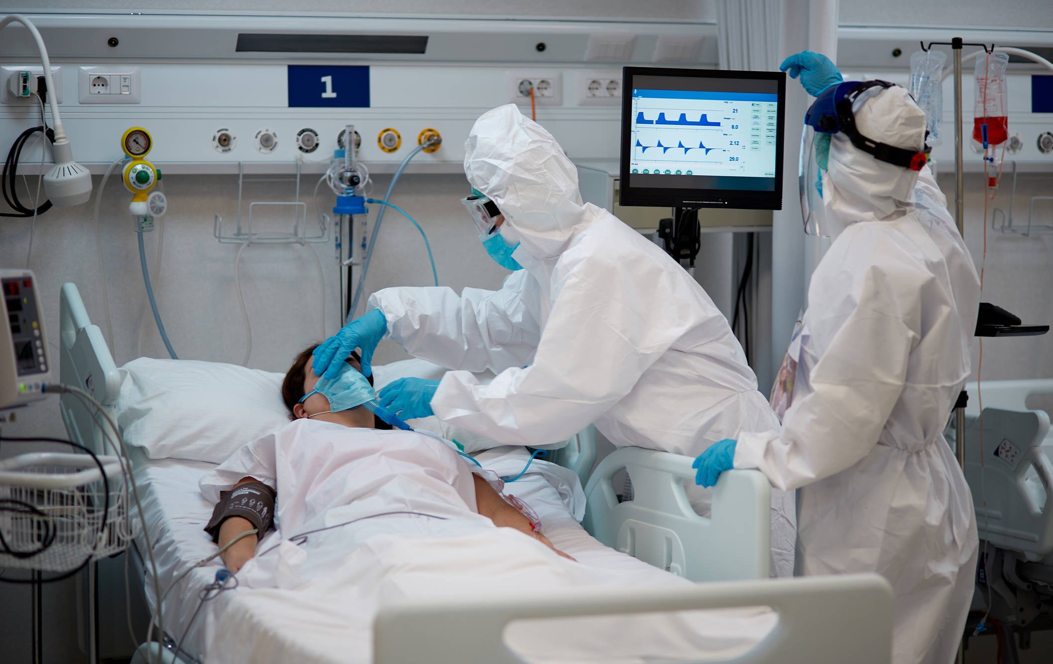 Serious cases of COVID-19 have grown in recent weeks in Americans 50 and younger. (Getty Images)