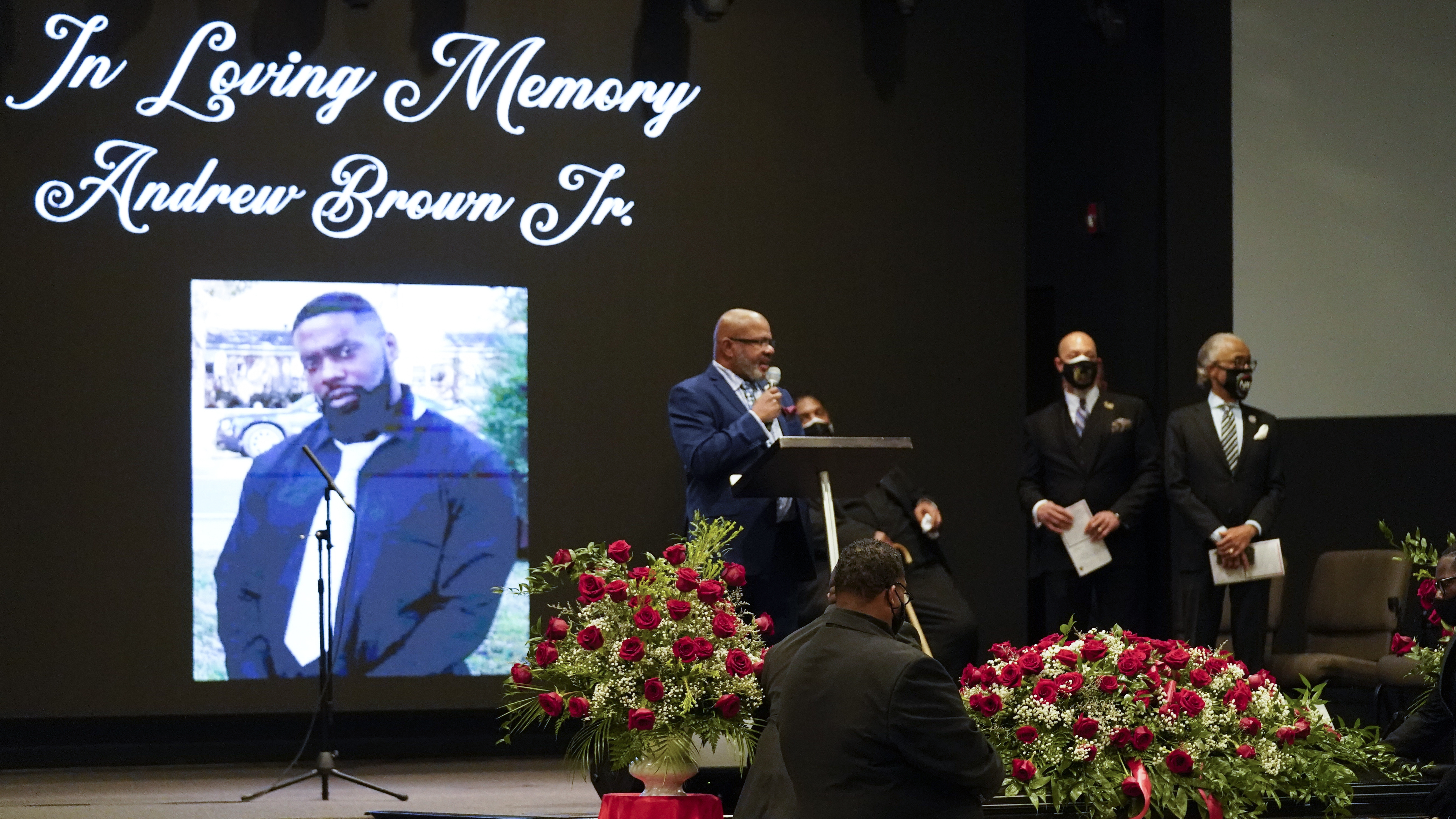 Two Deputies Return To Work, One Resigns After Fatal Shooting Of Andrew Brown Jr. - Vimarsana News