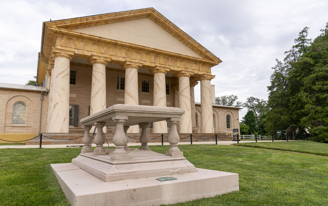 Arlington House reopens with new emphasis on those enslaved there: NPR img