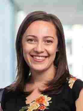 Arielle Retting headshot