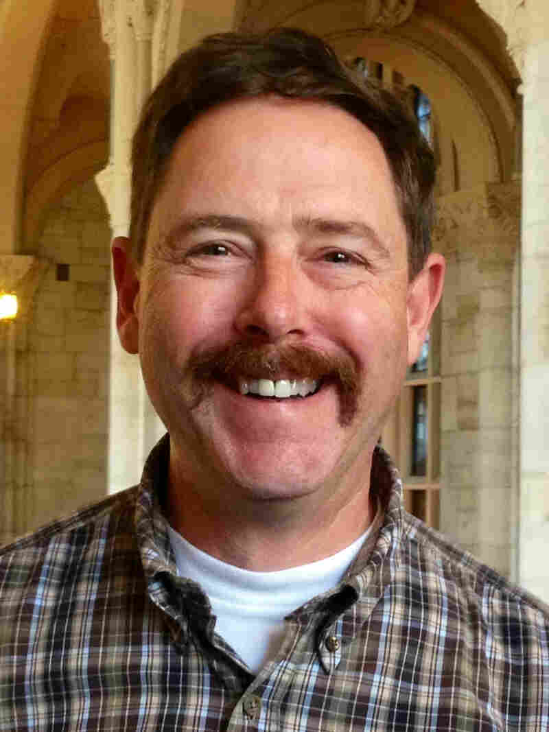 Scott Hensley headshot