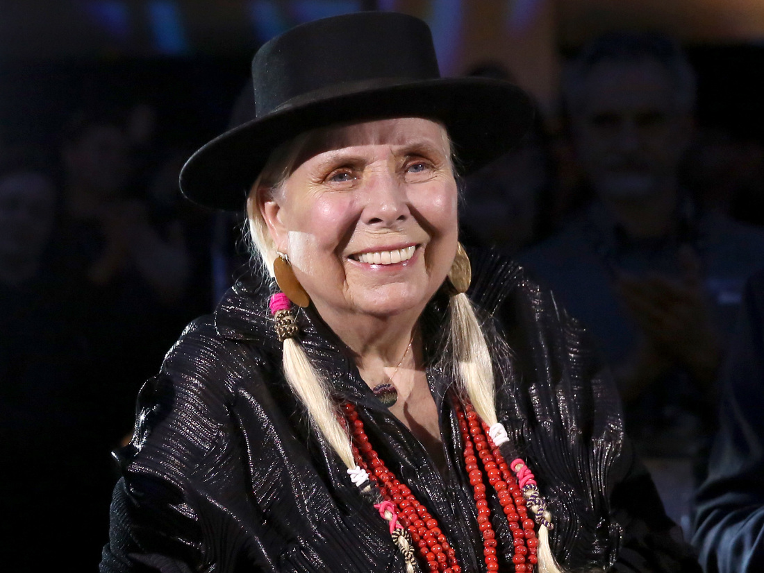 Bette Midler and Joni Mitchell are among the latest Kennedy Center winners: NPR 9 Bette Midler and Joni Mitchell are among the latest Kennedy Center winners: NPR