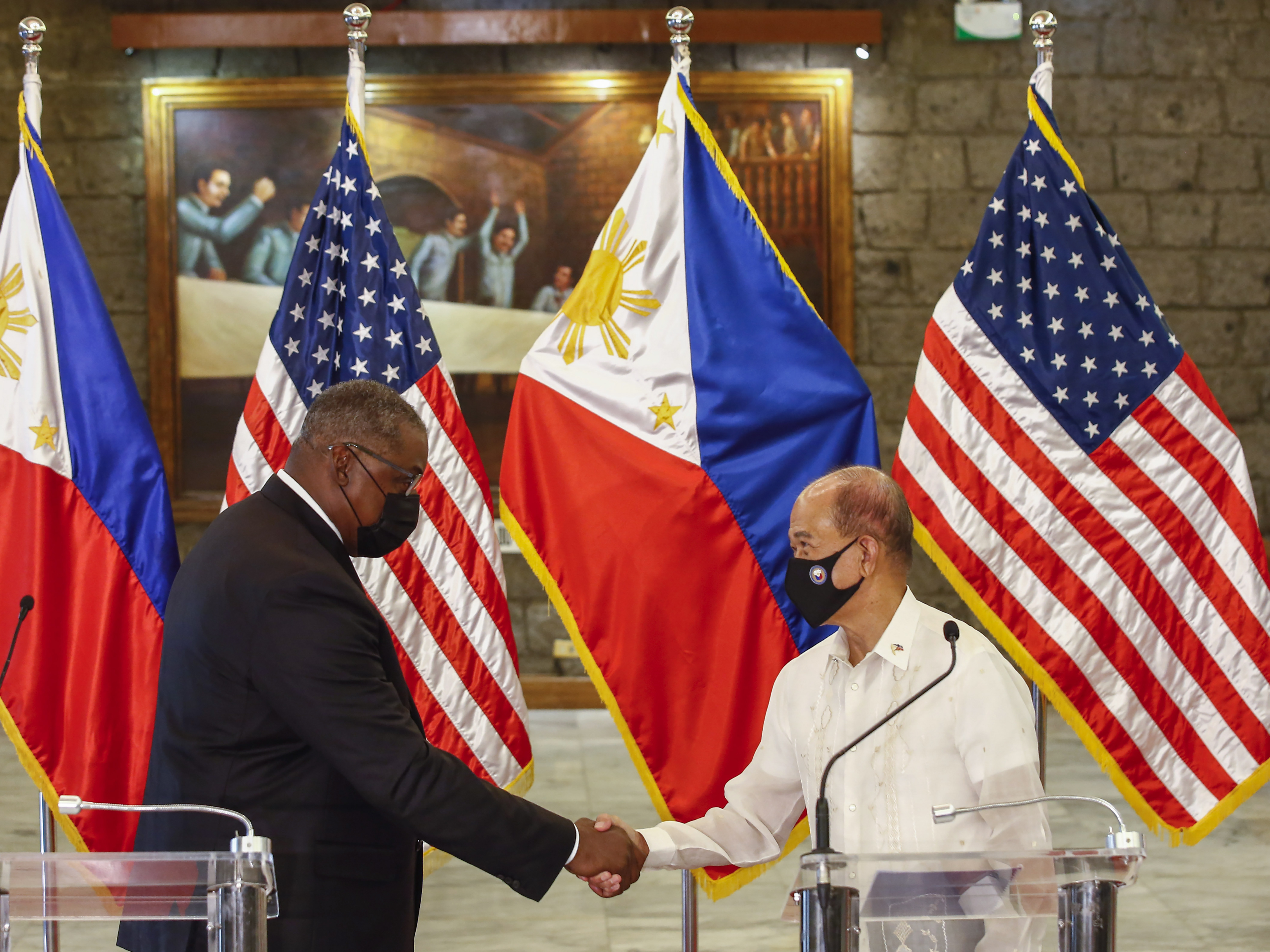 The Philippine President Says Long-Standing Security Pact With The U.S. Can Continue - Vimarsana News