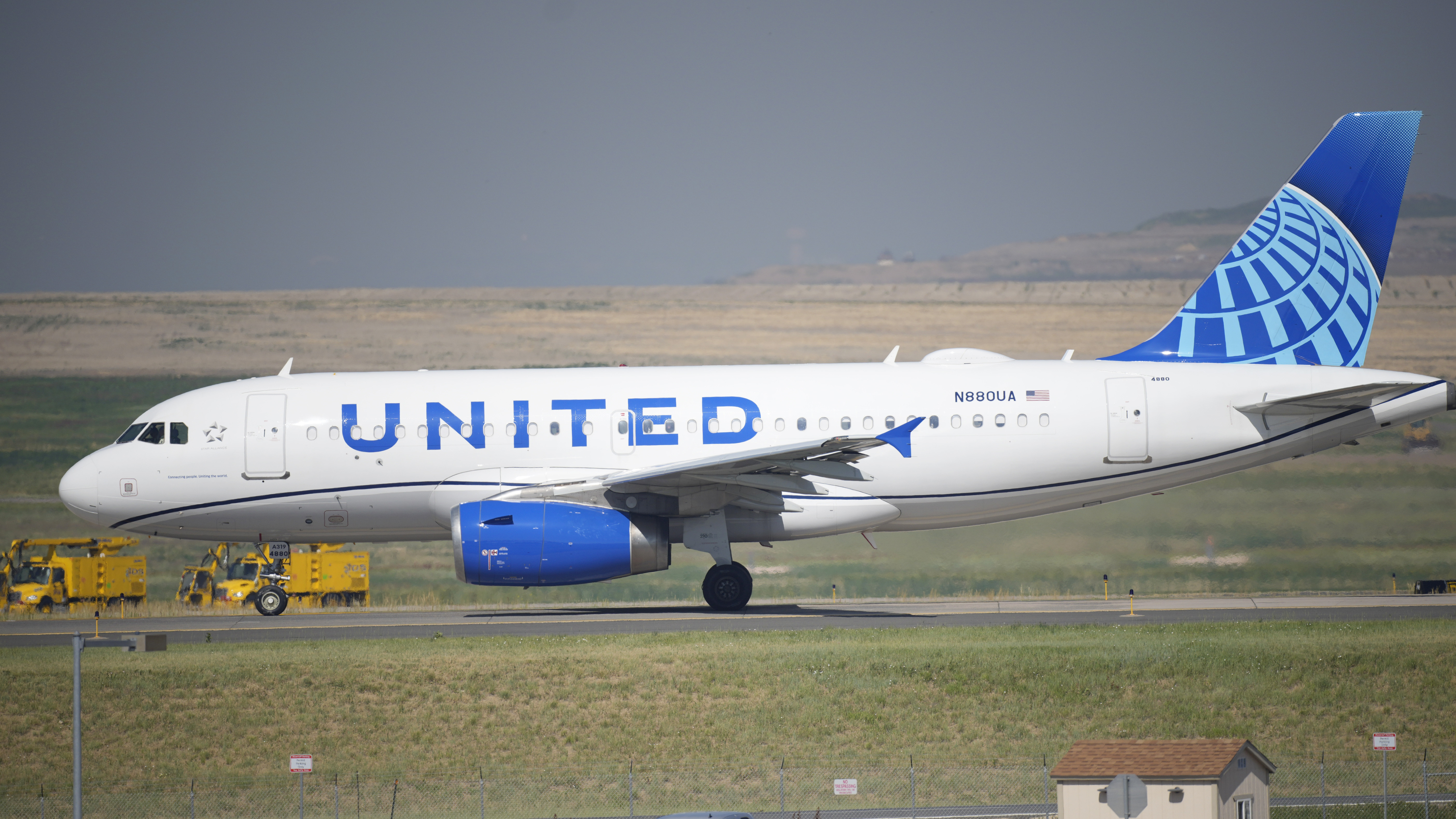 United Requires Employees Be Vaccinated As 1st Major U S Airline To Do So Coronavirus Updates Npr United Requires Employees Be Vaccinated As 1st Major U S Airline To Do So Coronavirus Updates Npr