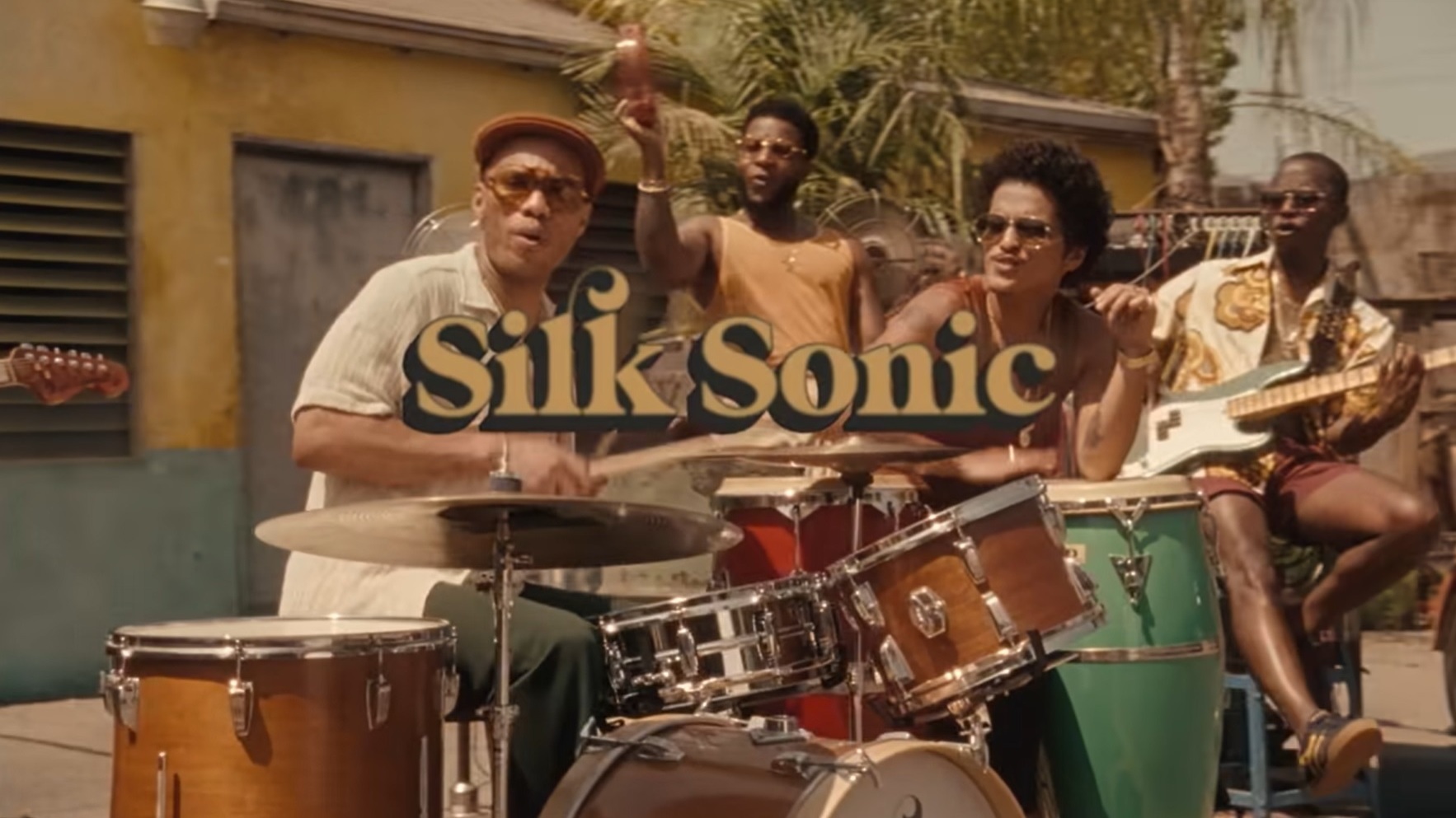 Silk sonic album icon. бруно марс скин фортнайта. турнир silk sonic. андерсон пак и бруно марс. бруно марс и андерсон паак фортнайт.