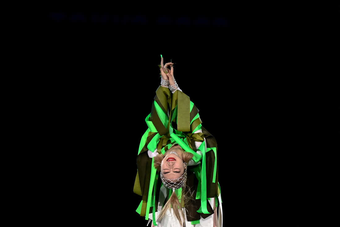 japanese opera singer at olympic closing ceremony japanese opera singer at olympic closing ceremony