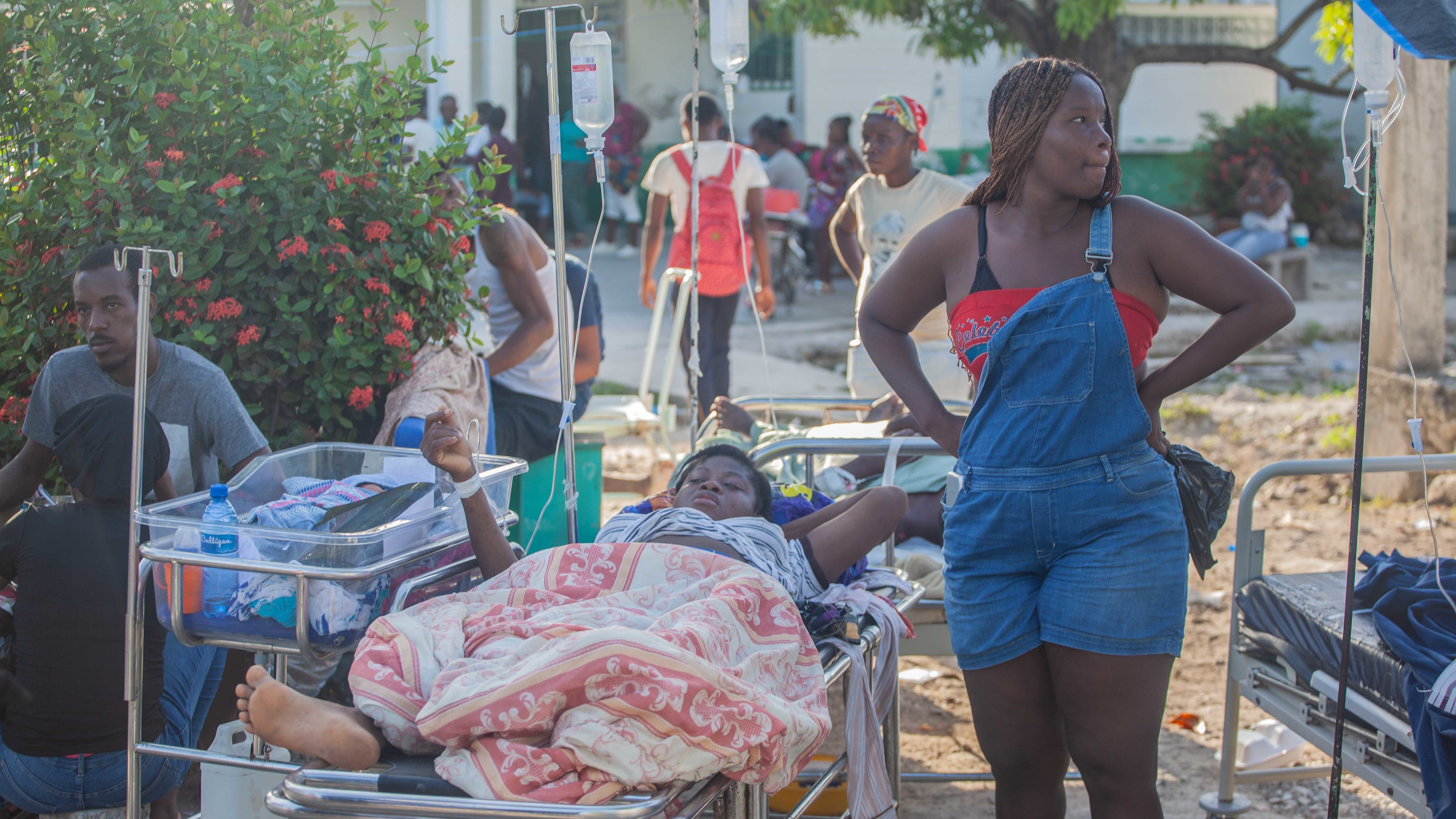 In QuakeRavaged Haiti, Rescuers Scramble To Save People Trapped In