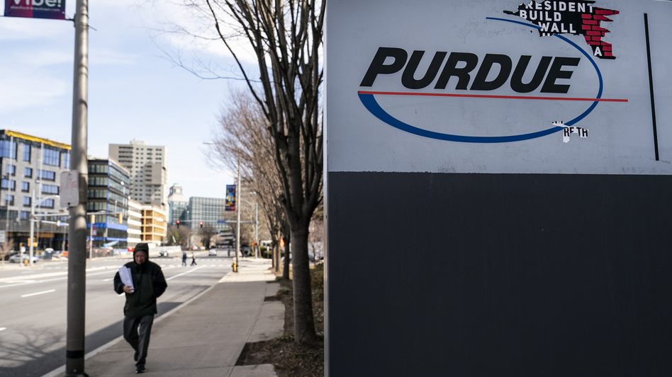 Purdue Pharma, the maker of OxyContin, and its owners, the Sackler family, are facing hundreds of lawsuits across the country for the company's alleged role in the opioid epidemic that has killed more than 200,000 Americans over the past 20 years. (Drew Angerer/Getty Images)