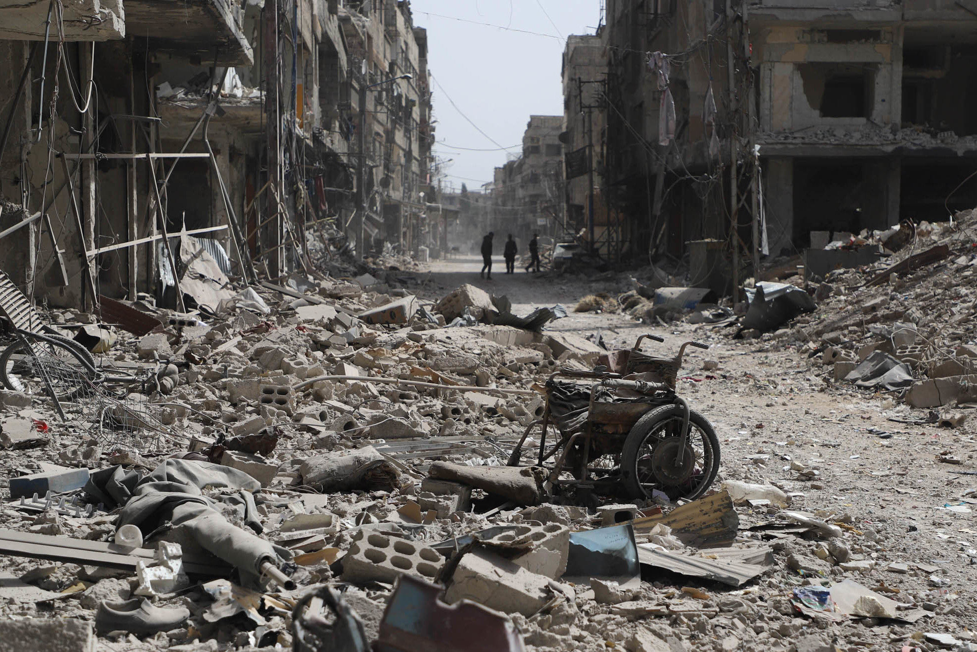 Destruction following regime air strikes on the town market in Zamalka, on the outskirts of the Syrian capital Damascus. March 22, 2018 (AFP via Getty Images)