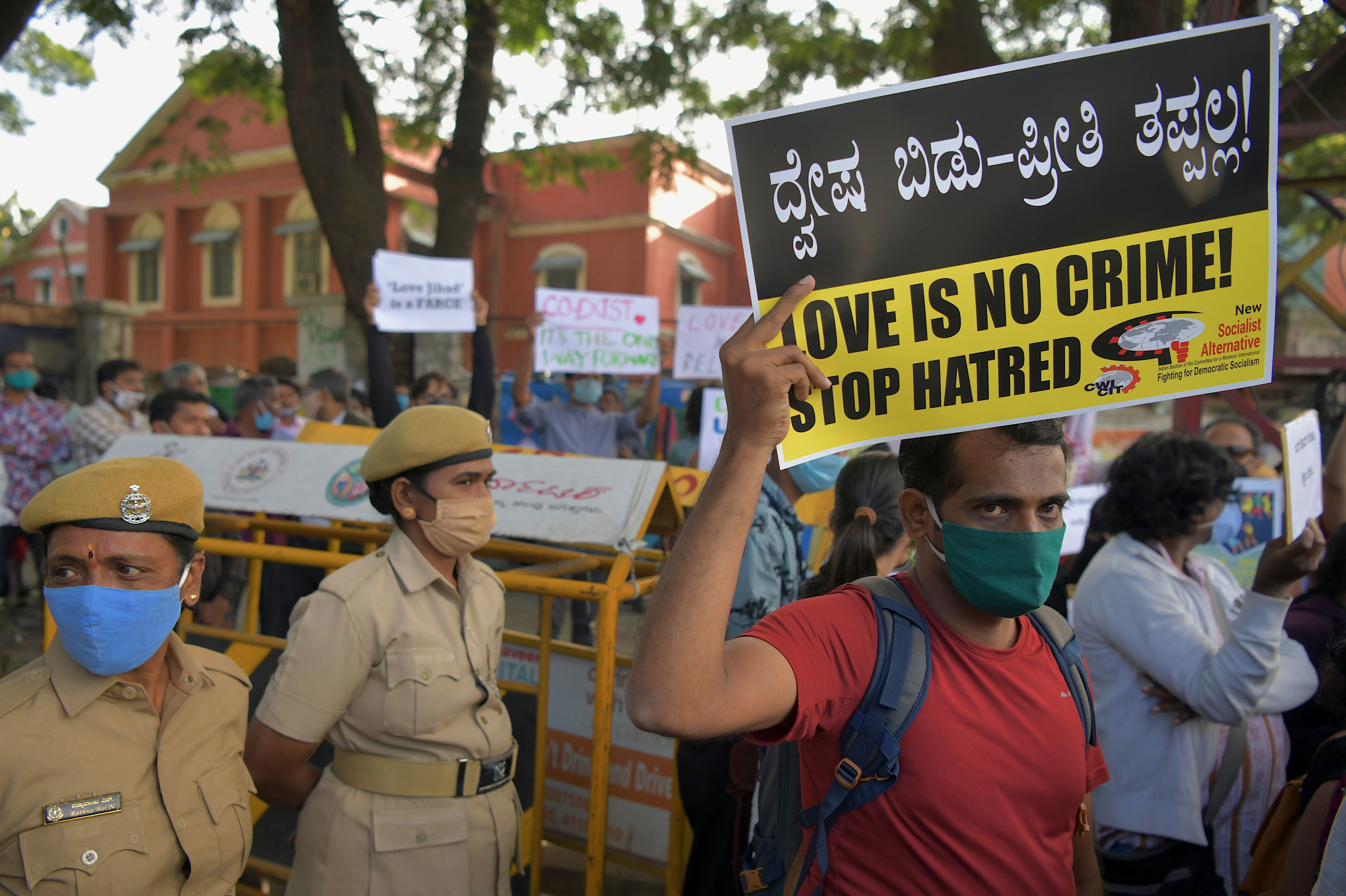 Indias love jihad conspiracy theory targets Muslim-Hindu weddings : NPR