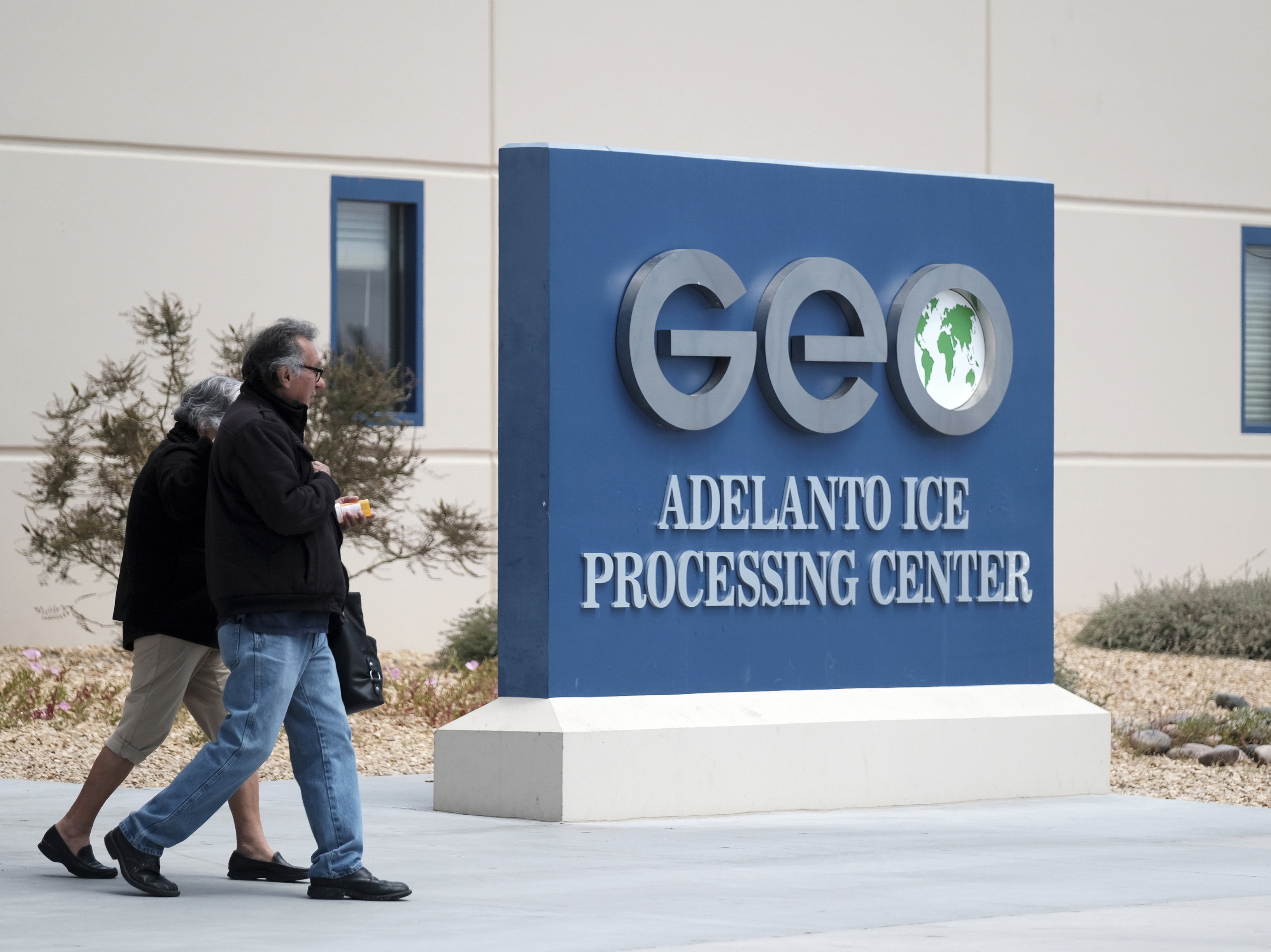 A federal appeals court blocks California's ban on private detention centers - Vimarsana News