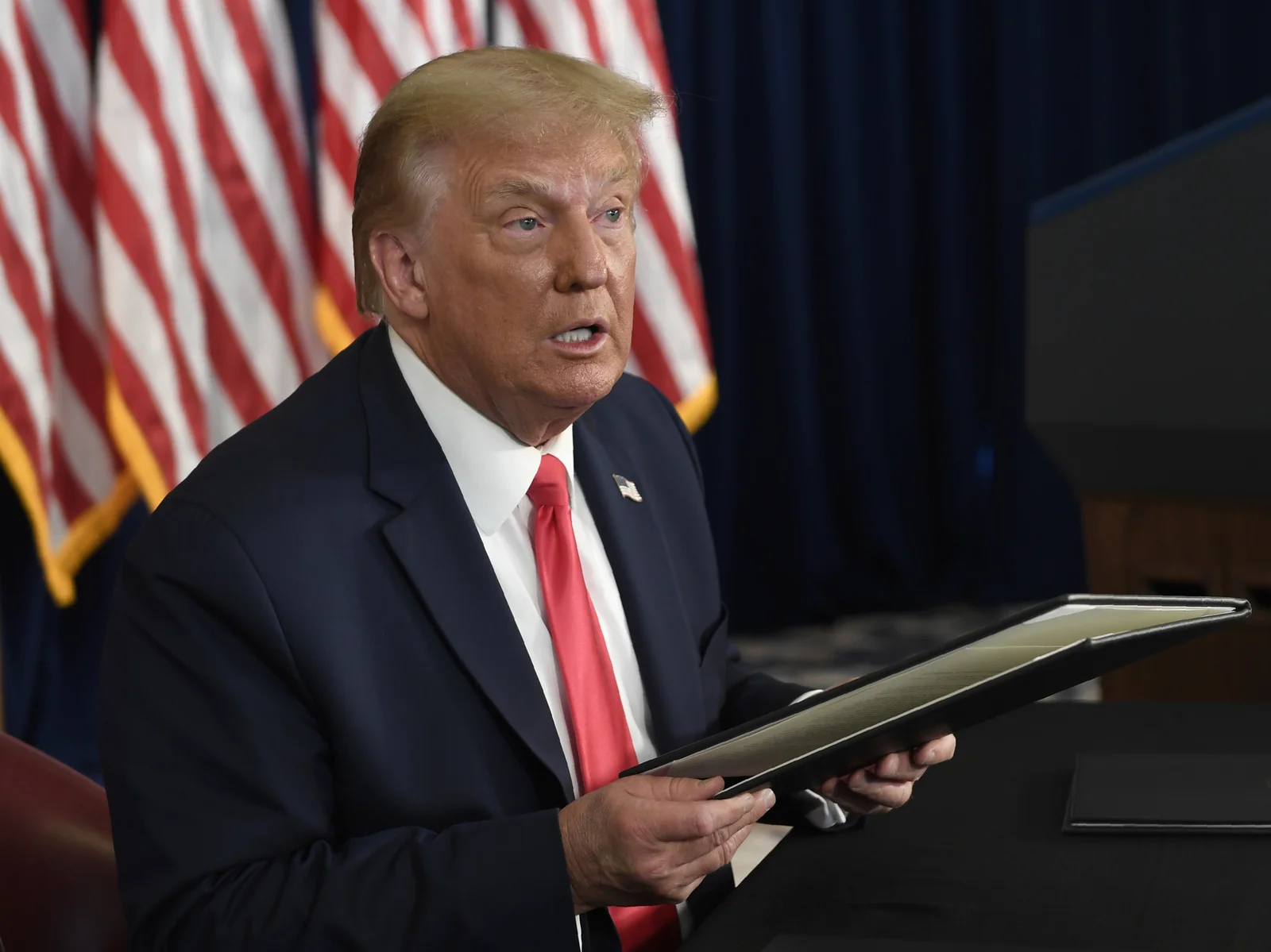 Trump left a $7 million mess after delaying census workers’ payroll taxes (npr.org)