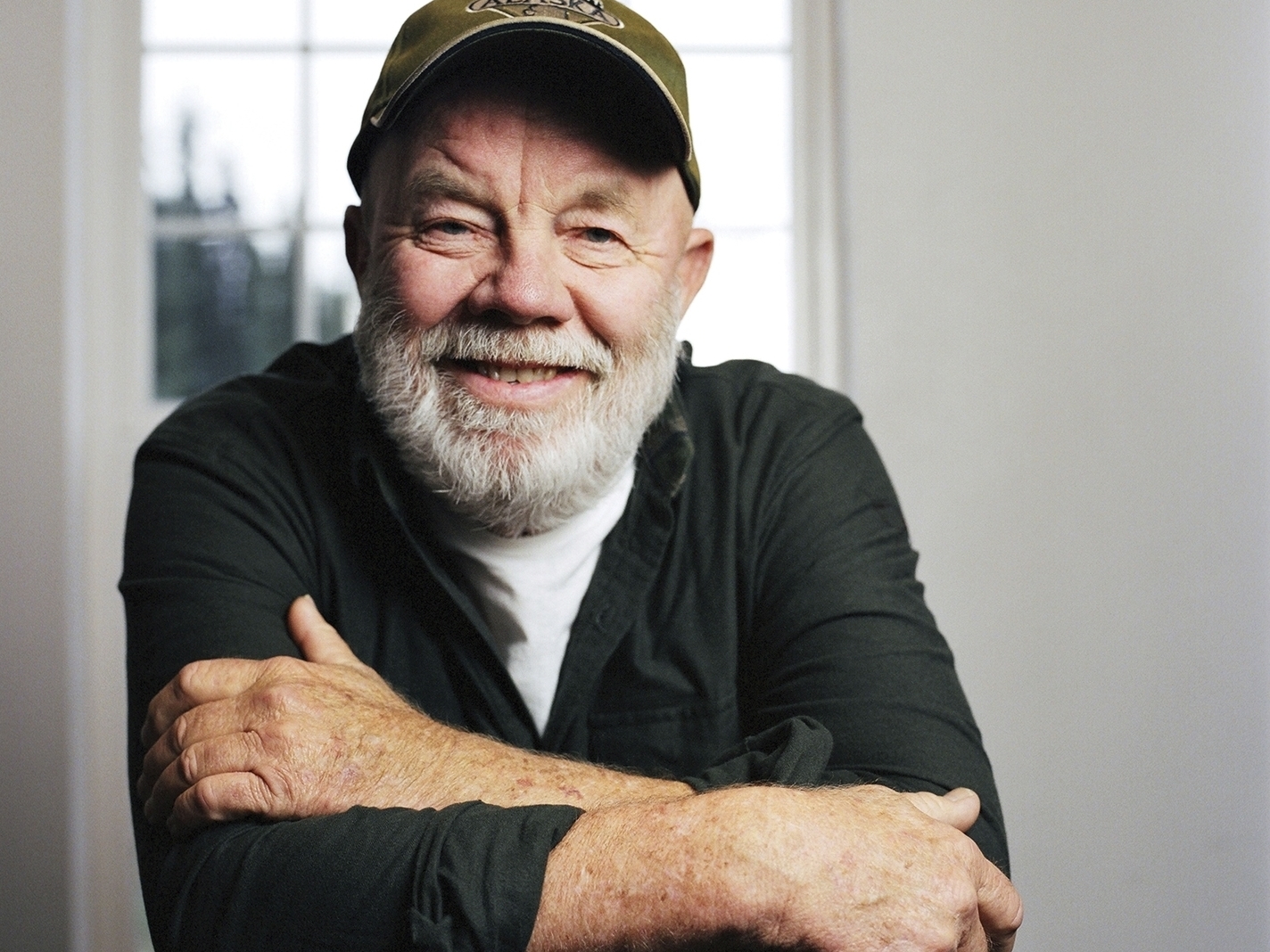 Beloved children's author and wilderness enthusiast Gary Paulsen has died at 82